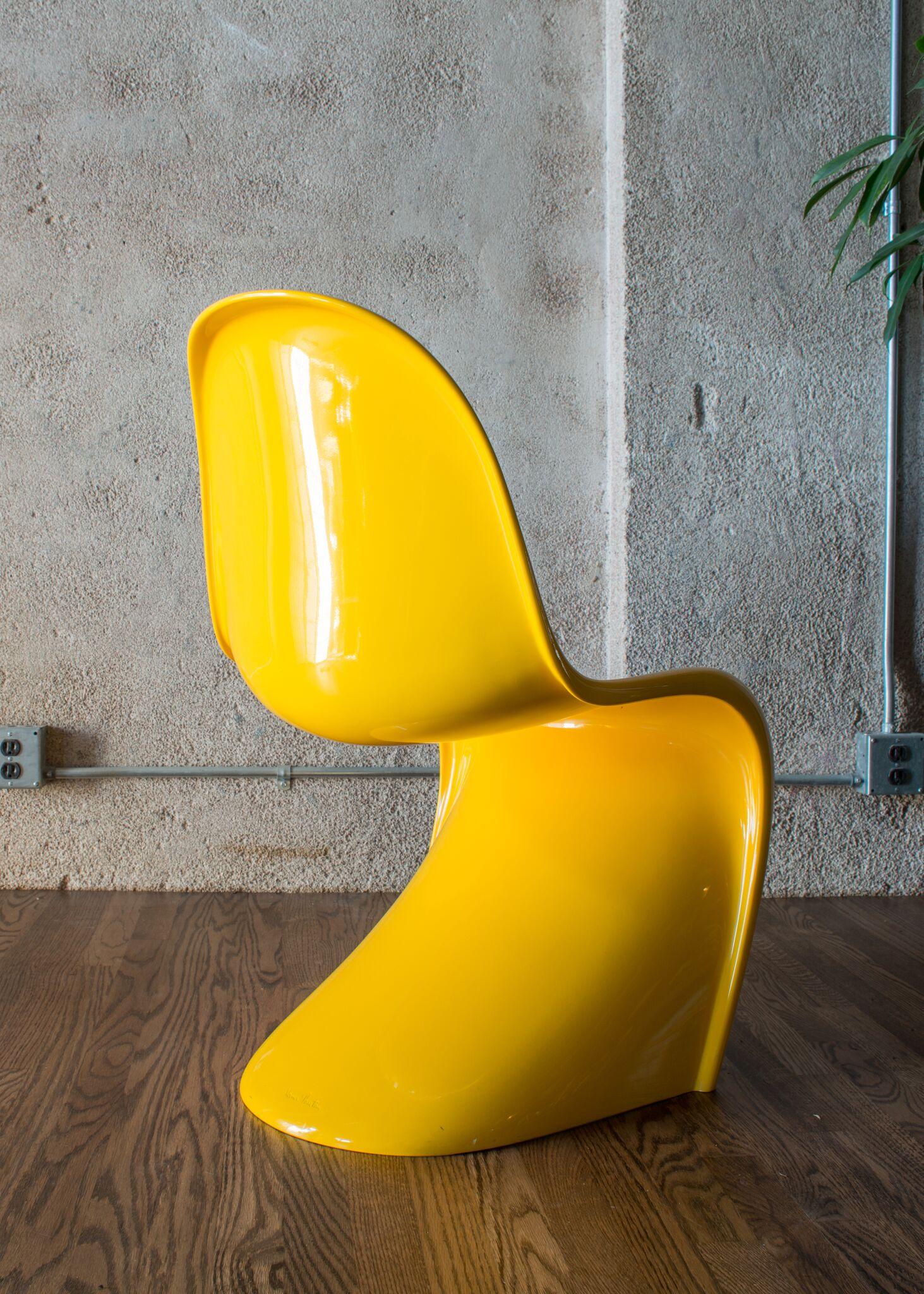Lacquered Panton Chairs Classic For Sale