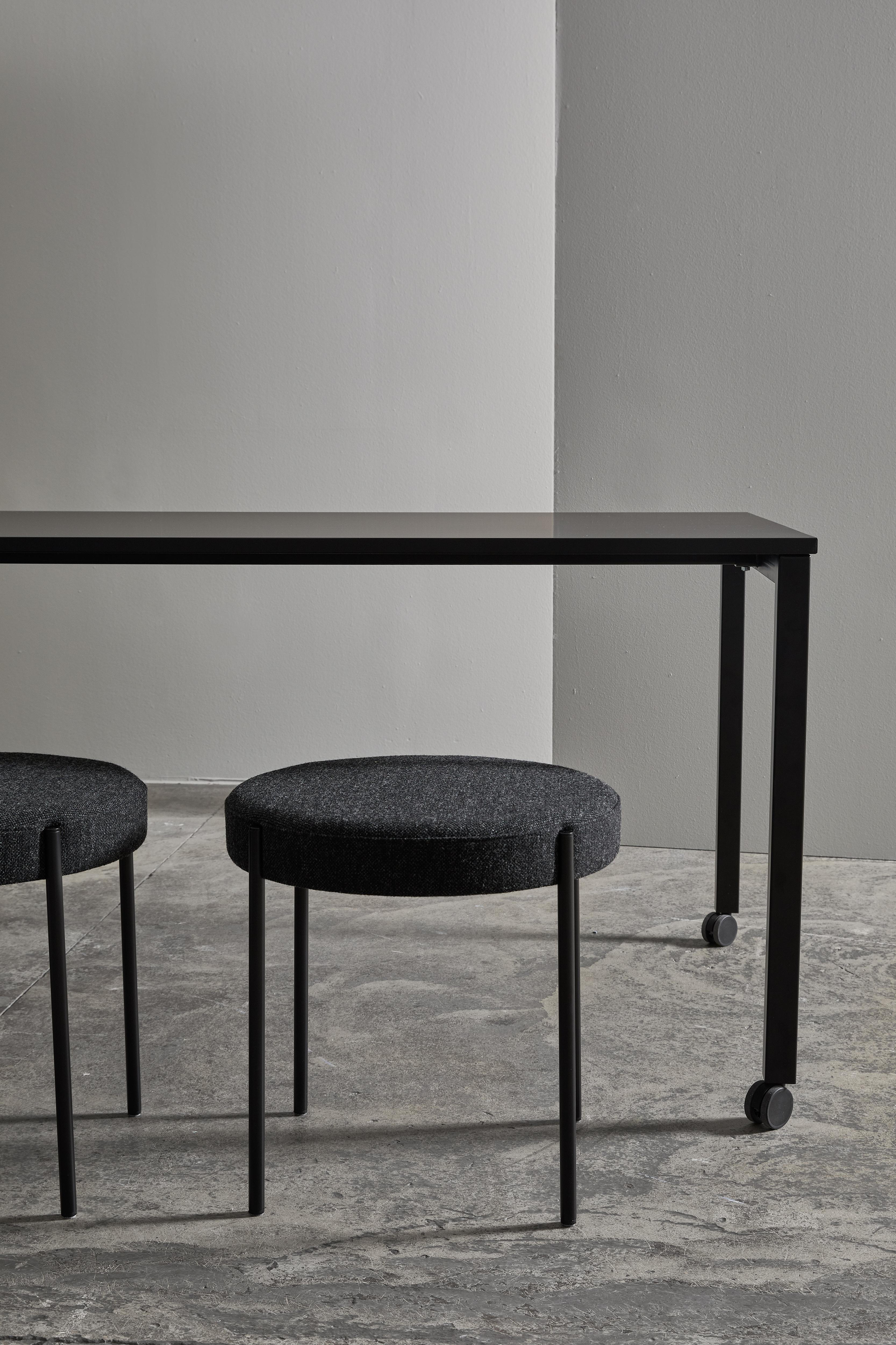 Danois Table de salle à manger Panton Move noire par Verner Panton en vente