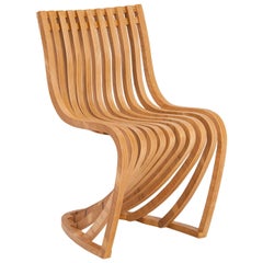 Pantosh Chaise en bois contemporaine brésilienne par Lattoog
