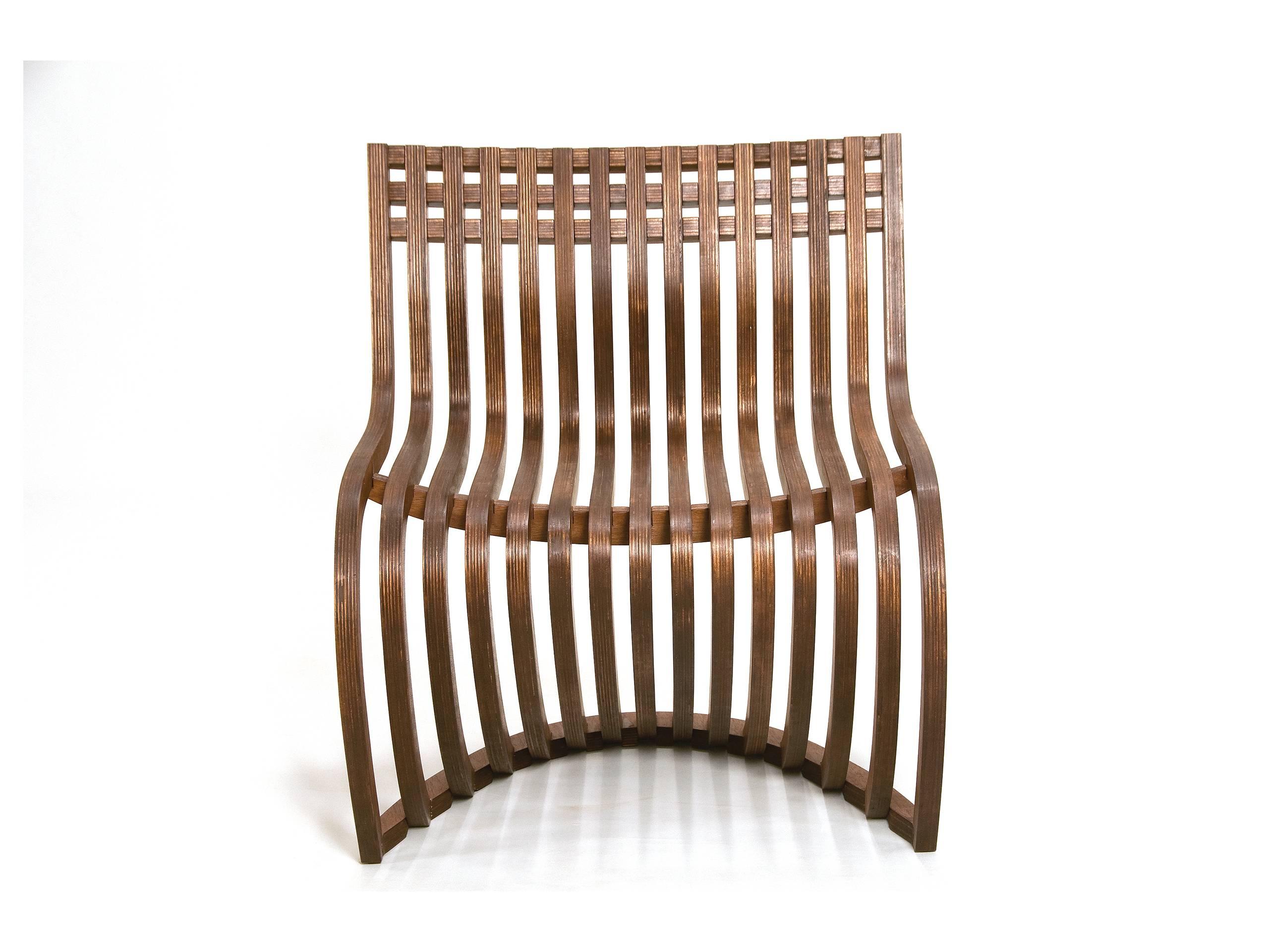 The design of the Pantosh chair was born of the fusion of two extraordinary pieces of furniture: the Panton chair by Danish architect Verner Panton (created in 1968), and the Willow chair, designed by Scottish architect Charles Rennie Mackintosh