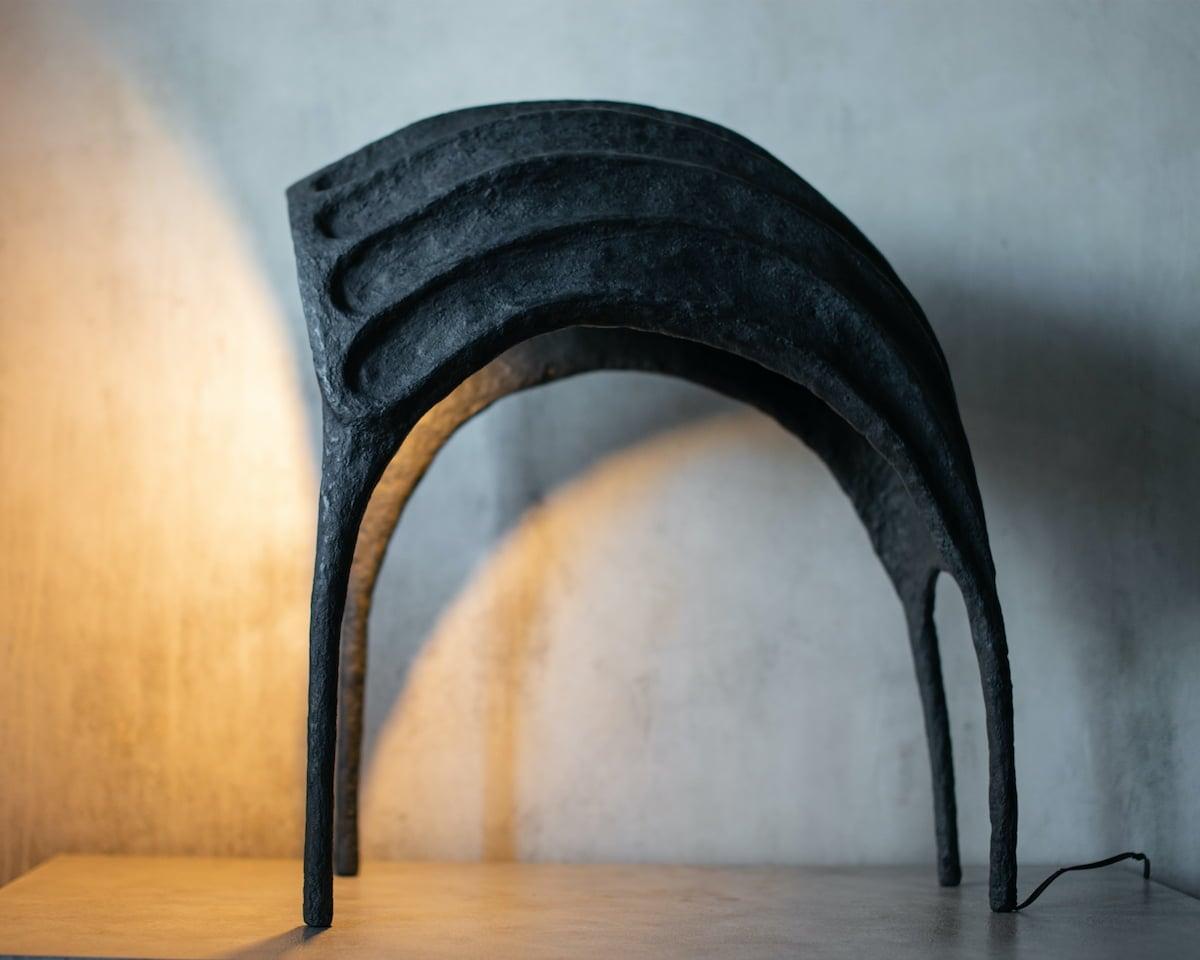 PANZIR Lampe à poser et lampadaire contemporains, Design/One, Matériaux recyclés en vente 11