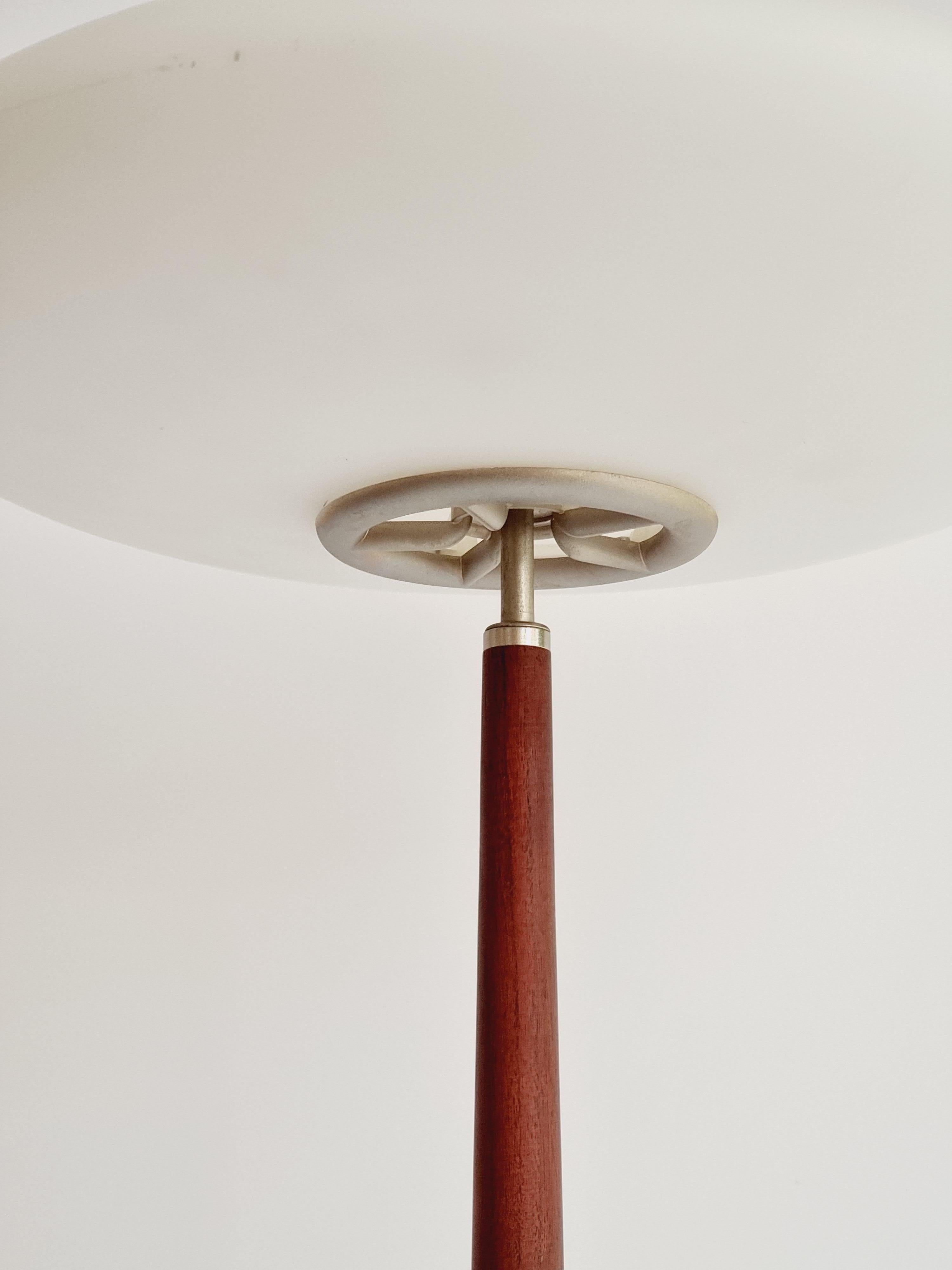Pao 2, lampe de table en verre et bois, Arteluce, Italie 1993 en vente 2