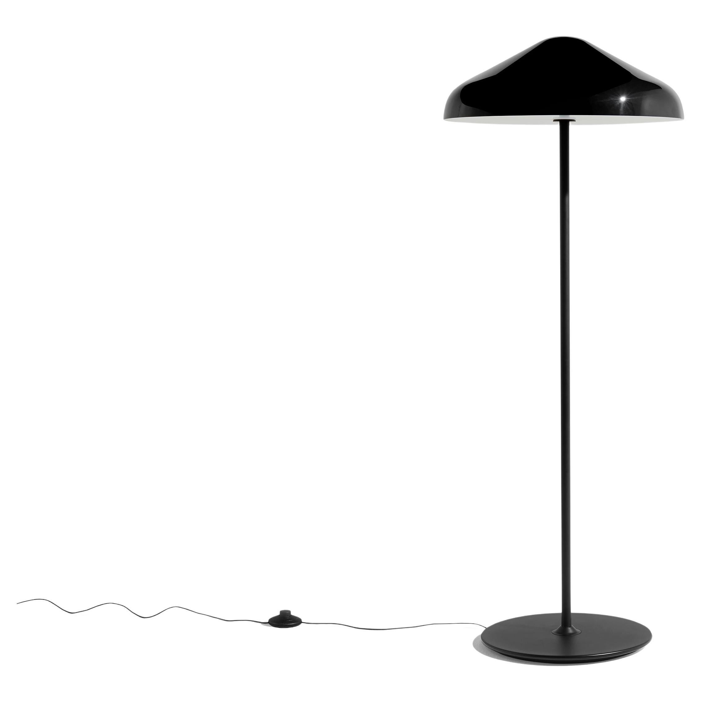 Stehlampe Pao aus Stahl, weiches Schwarz, von Naoto Fukasawa, für Hay im Angebot