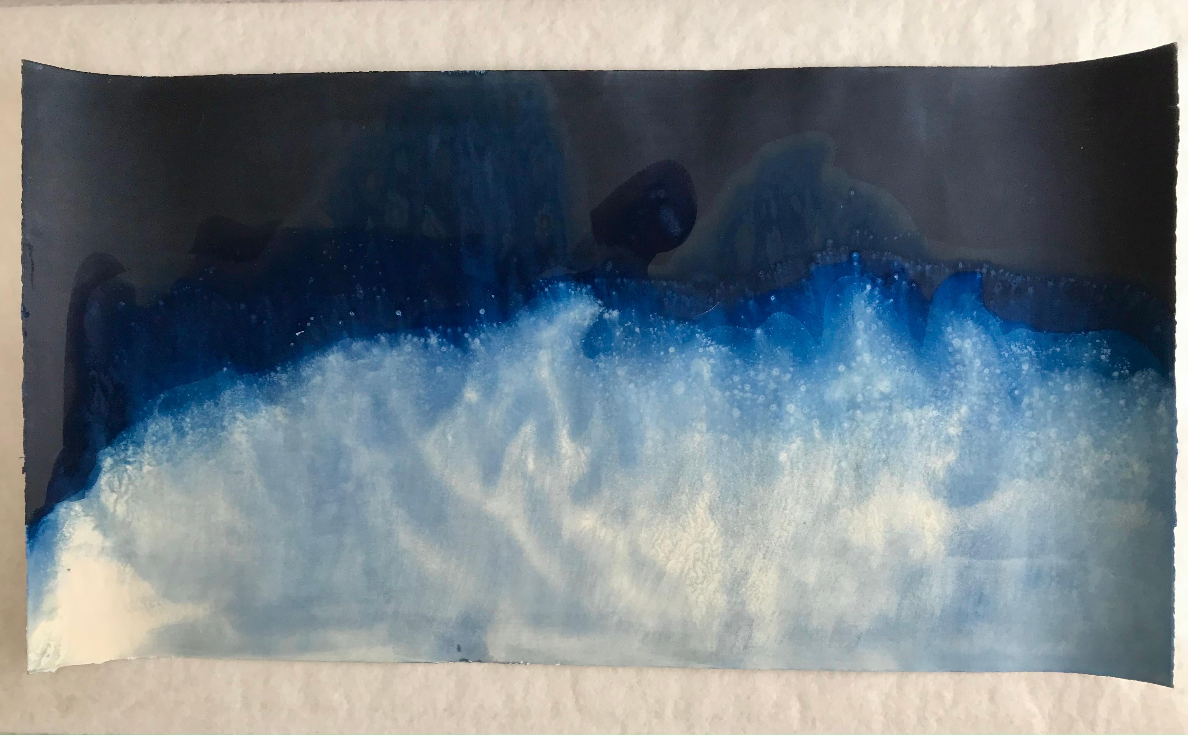 Conjunto de 2 fotografías. Fotografía cianotipada de las olas del océano en venta 2