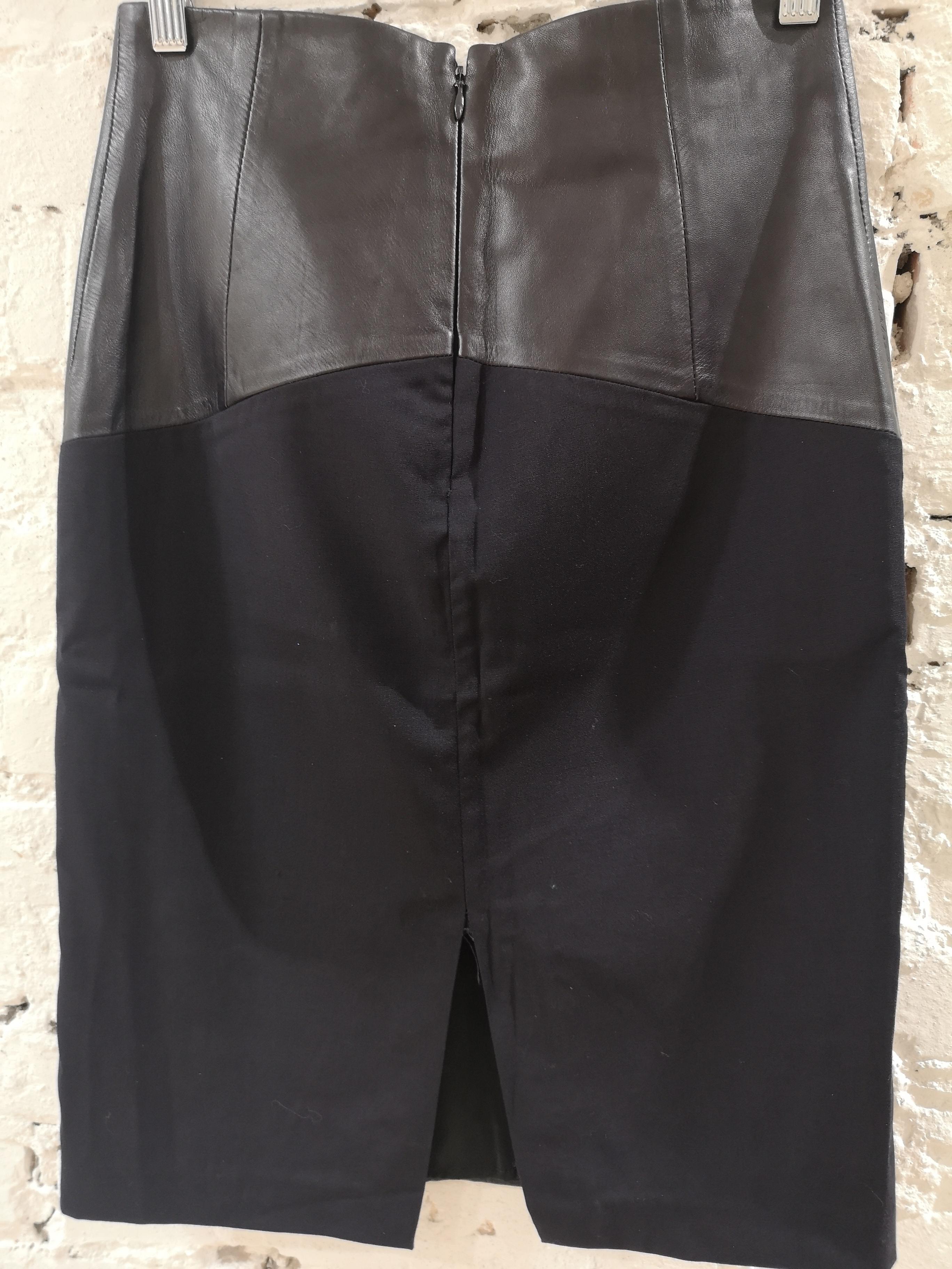 Women's Paola Frani black leather skirt