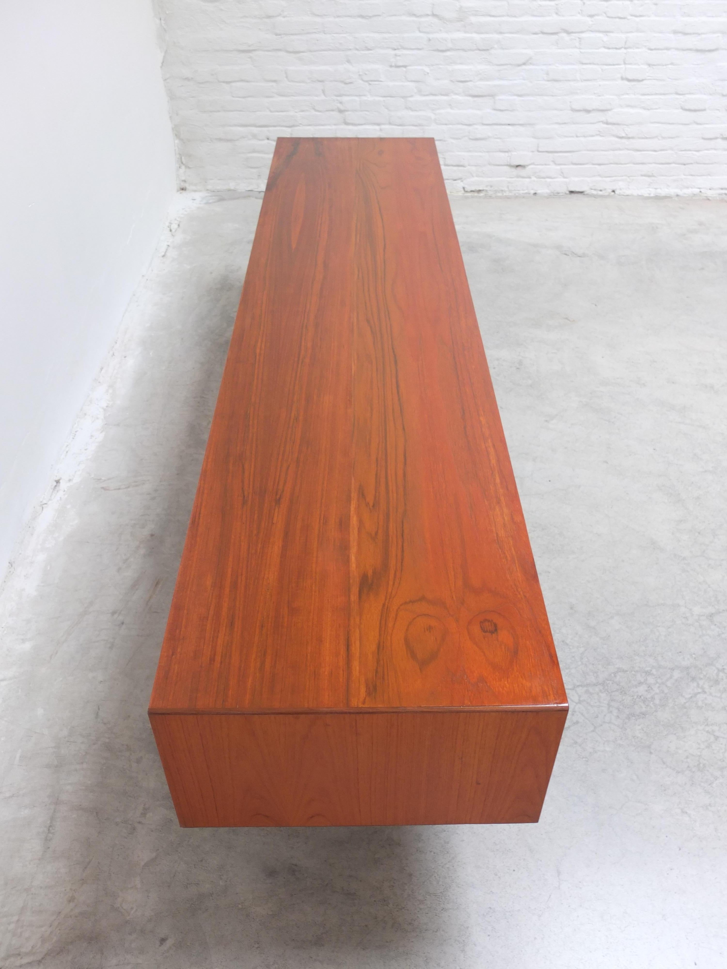 'Paola' Lowboard in Teak by Oswald Vermaercke for V-Form, 1959 For Sale 2