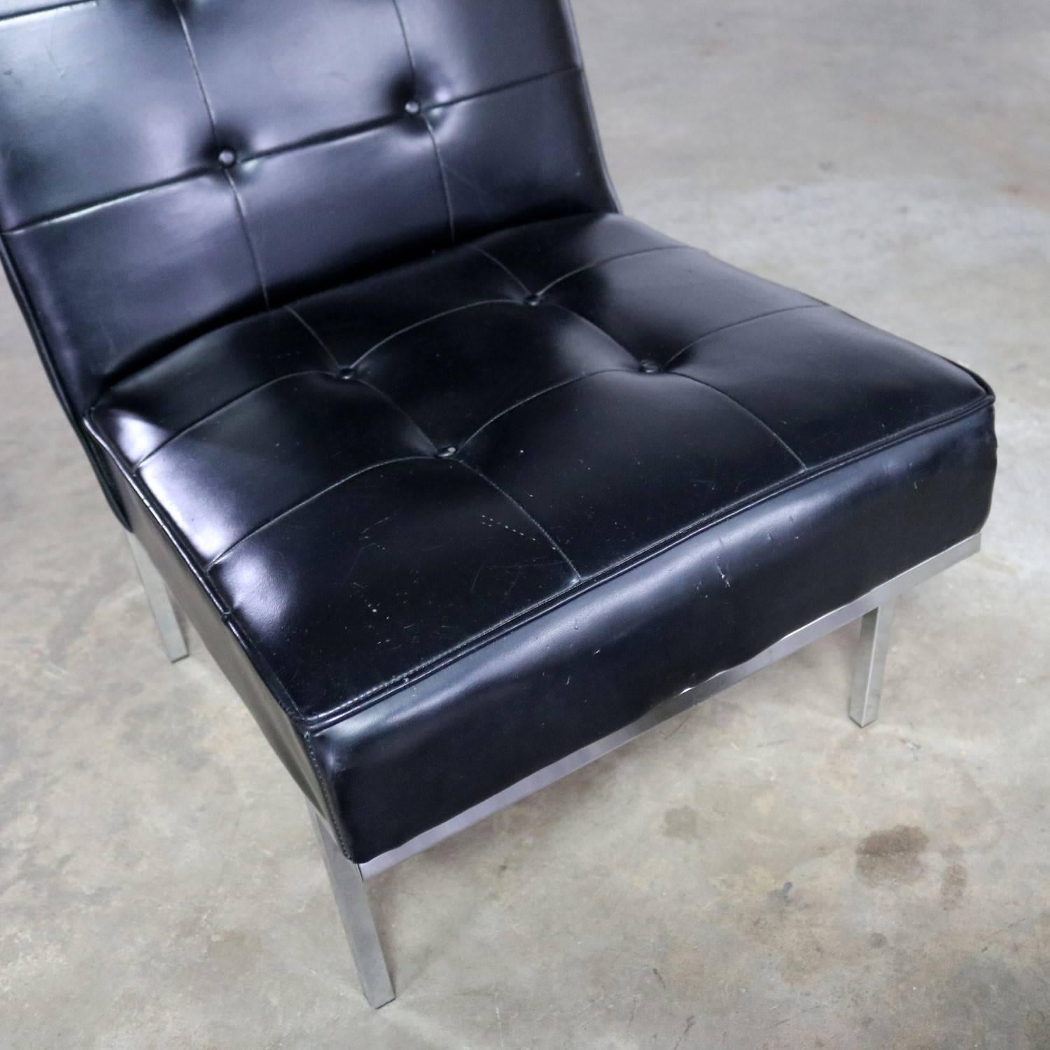 Paoli Chair Co. Black Naugahyde Chrome MCM Slipper Chairs Style Florence Knoll For Sale 2