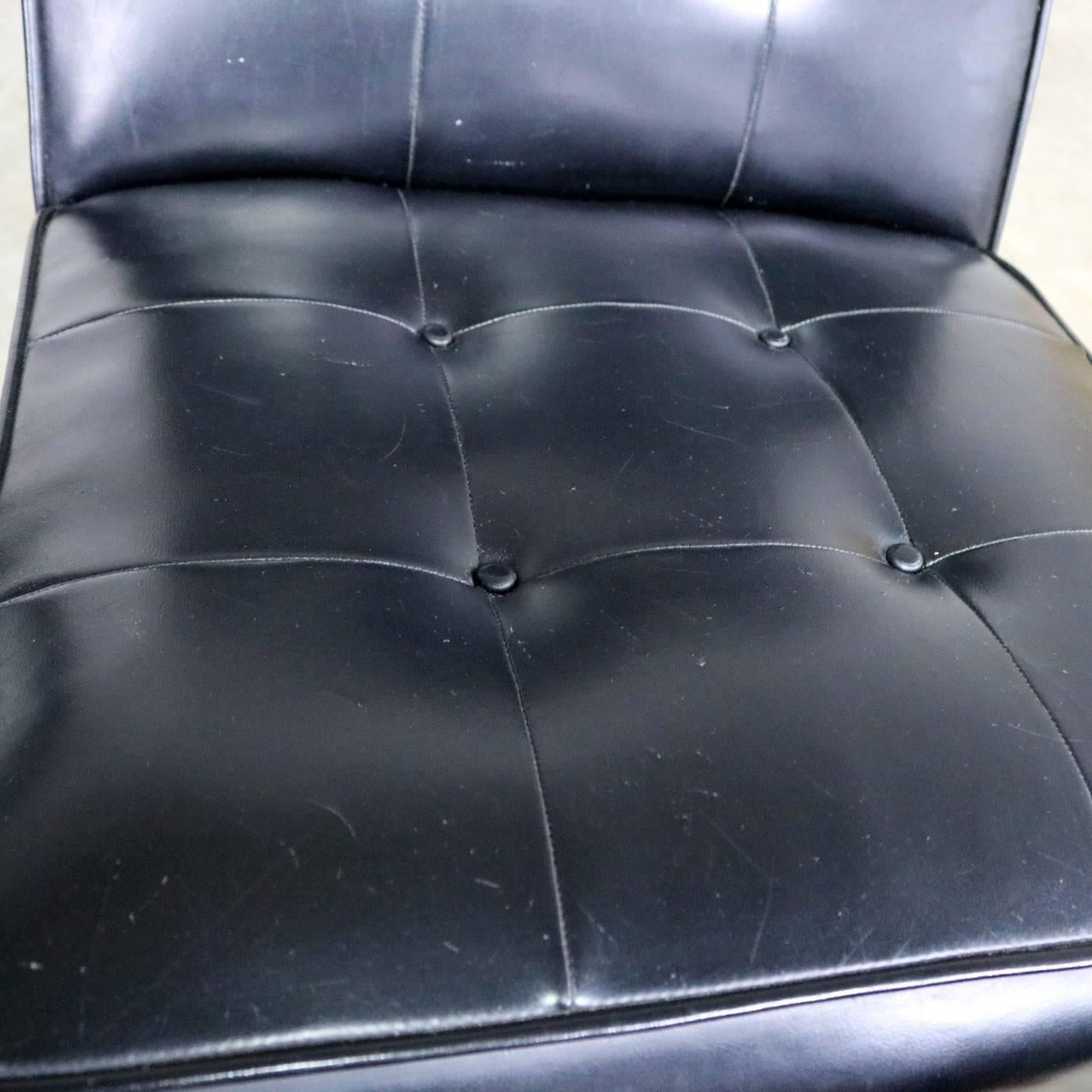 Paoli Chair Co. Black Naugahyde Chrome MCM Slipper Chairs Style Florence Knoll For Sale 3