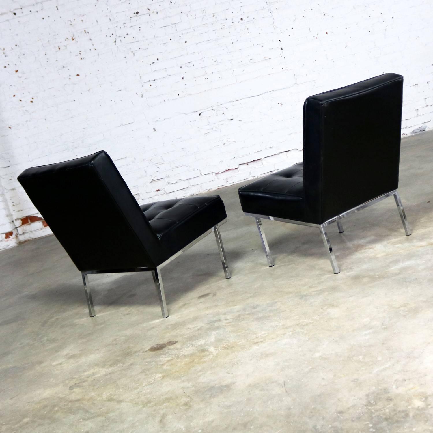 American Paoli Chair Co. Black Naugahyde Chrome MCM Slipper Chairs Style Florence Knoll For Sale