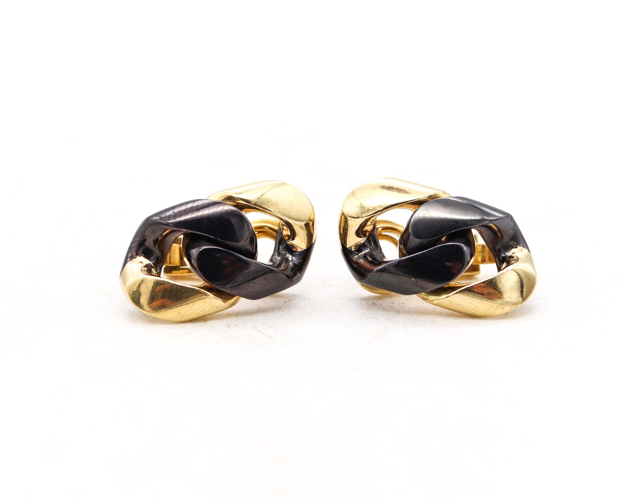 Women's Paolo & Amedeo Bottoli Verona Double Links Earrings in Two Tones of 18kt Gold For Sale