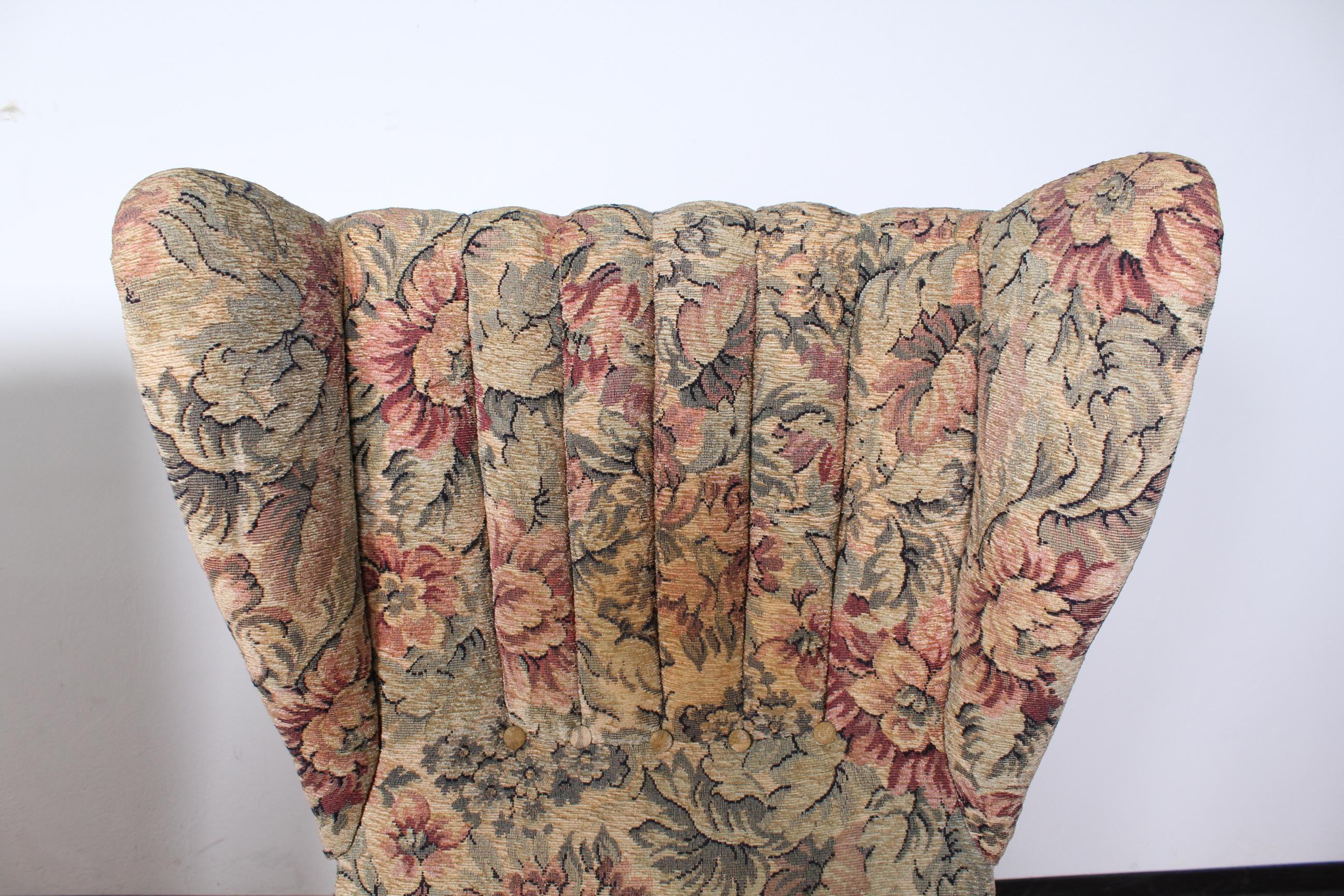 20th Century Paolo Buffa  pair of Armchairs floral fabric Italy 40s. 4