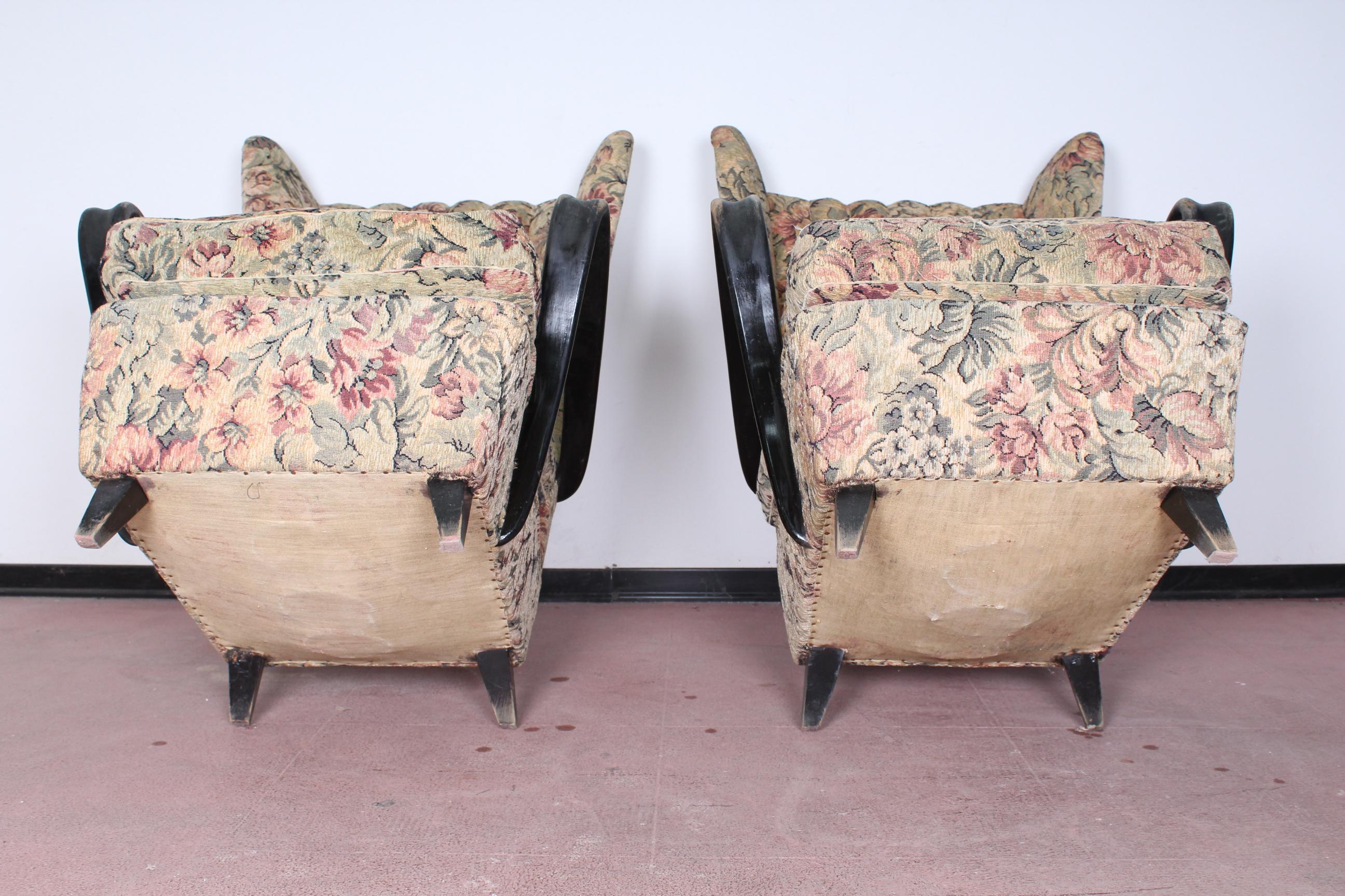 20th Century Paolo Buffa  pair of Armchairs floral fabric Italy 40s. 5