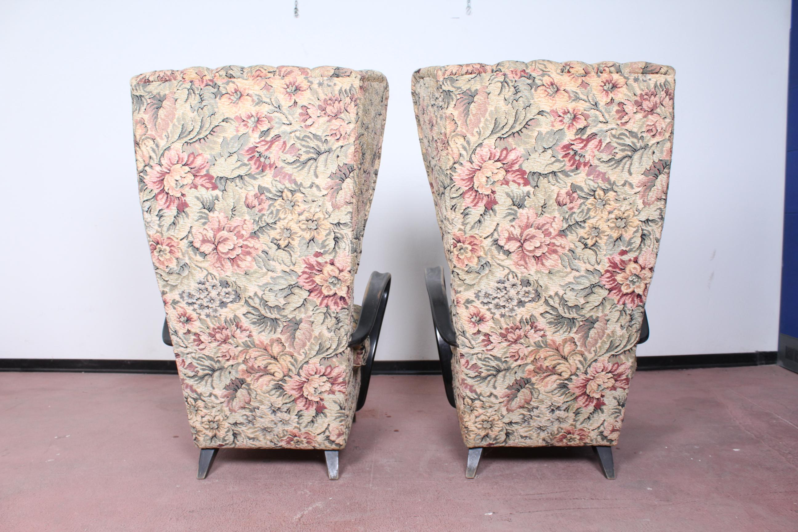Carved 20th Century Paolo Buffa  pair of Armchairs floral fabric Italy 40s.