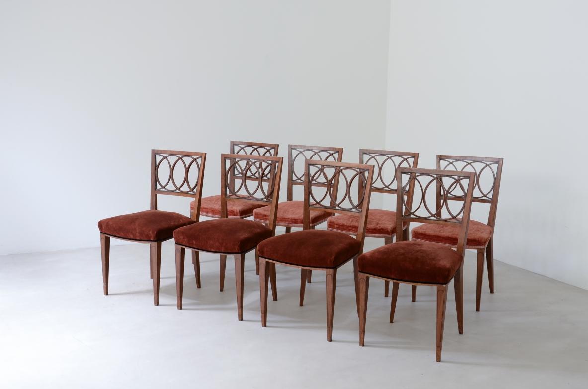 20th Century Paolo Buffa 8 elegant walnut chairs For Sale