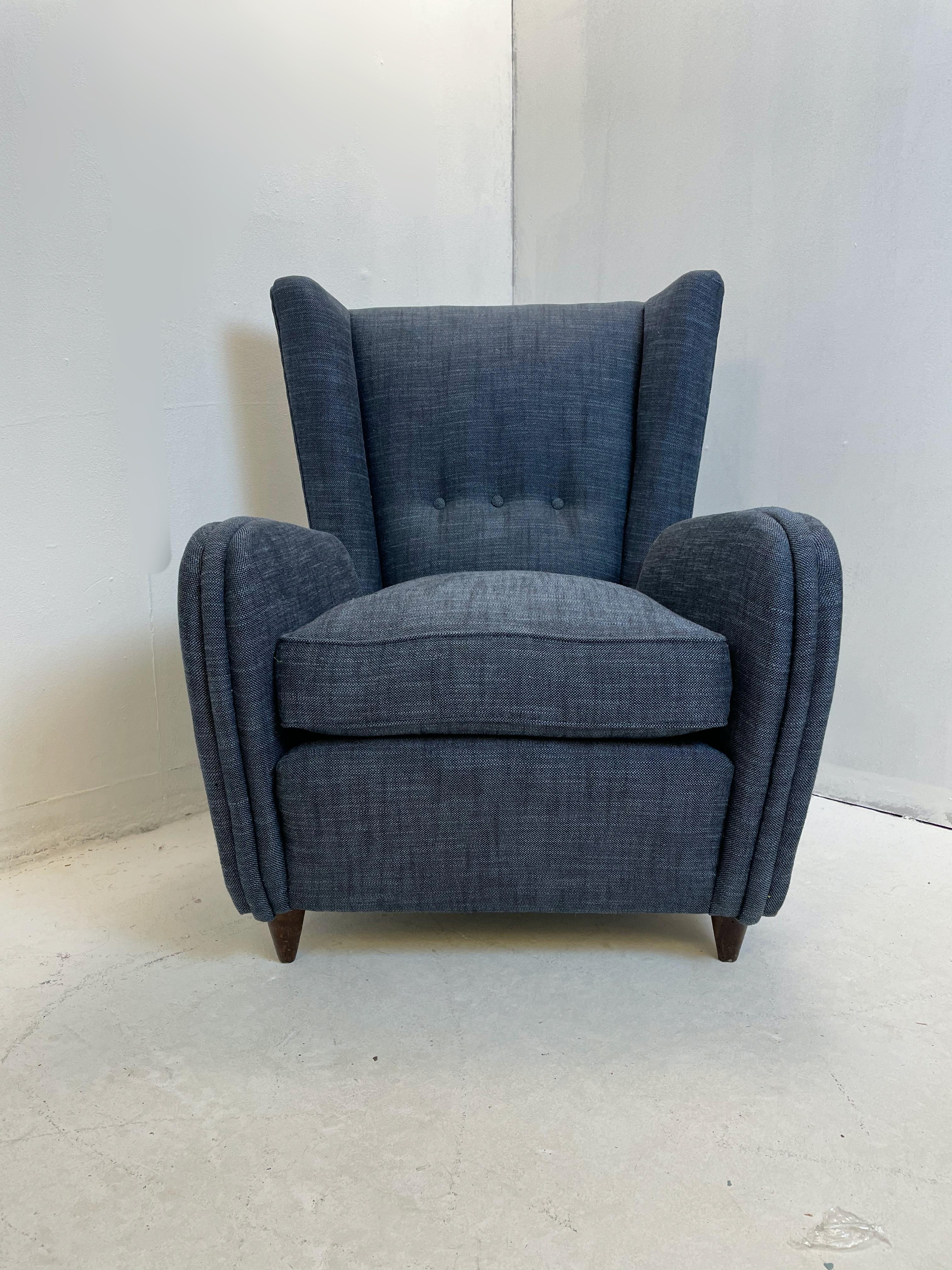Mid-Century Modern Paolo Buffa Blue Fabric  Armchair 
Single armchair
