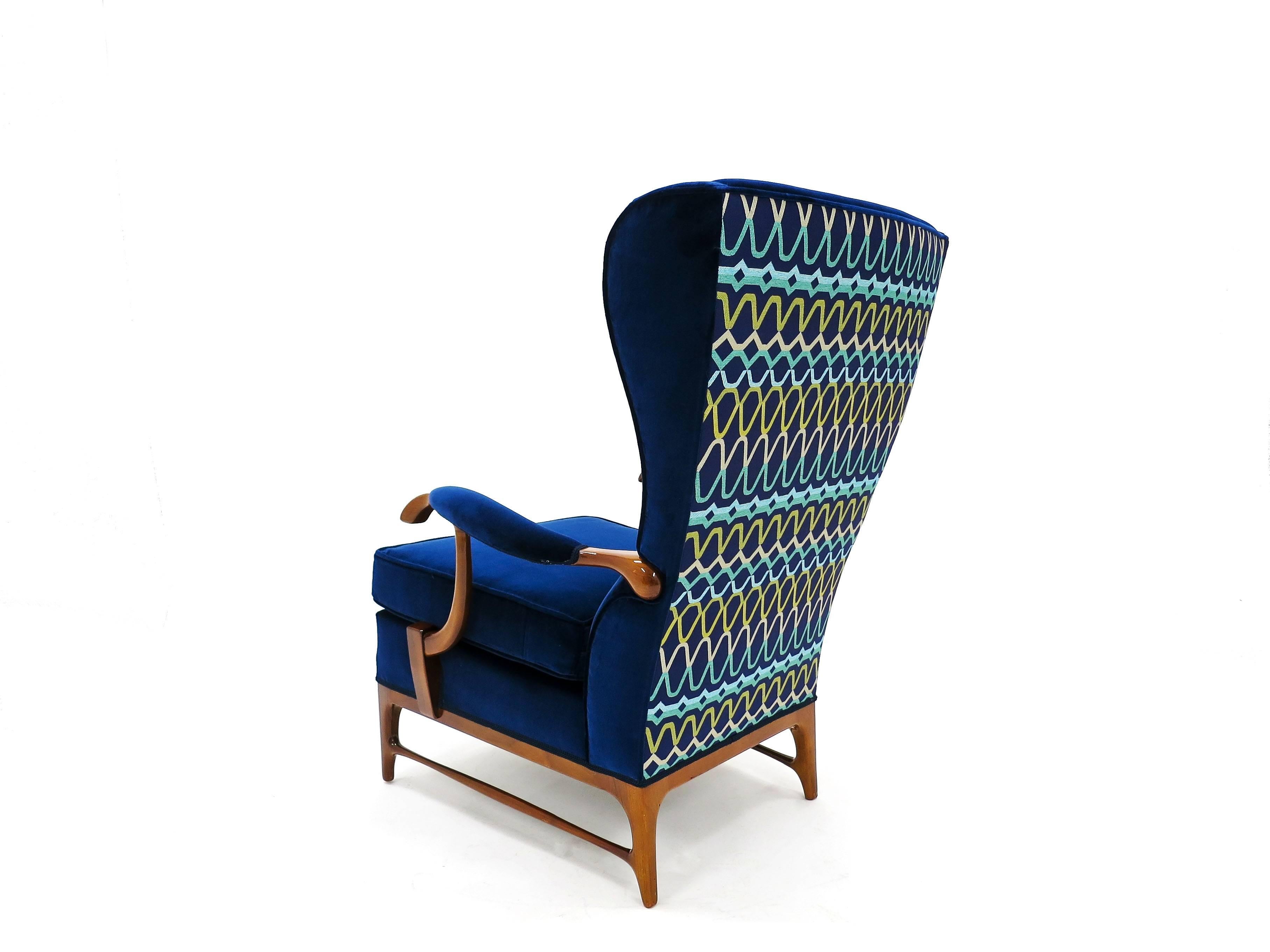 Paolo Buffa Armchair in Walnut and Velvet, Italian, 1950s In Excellent Condition For Sale In London, GB