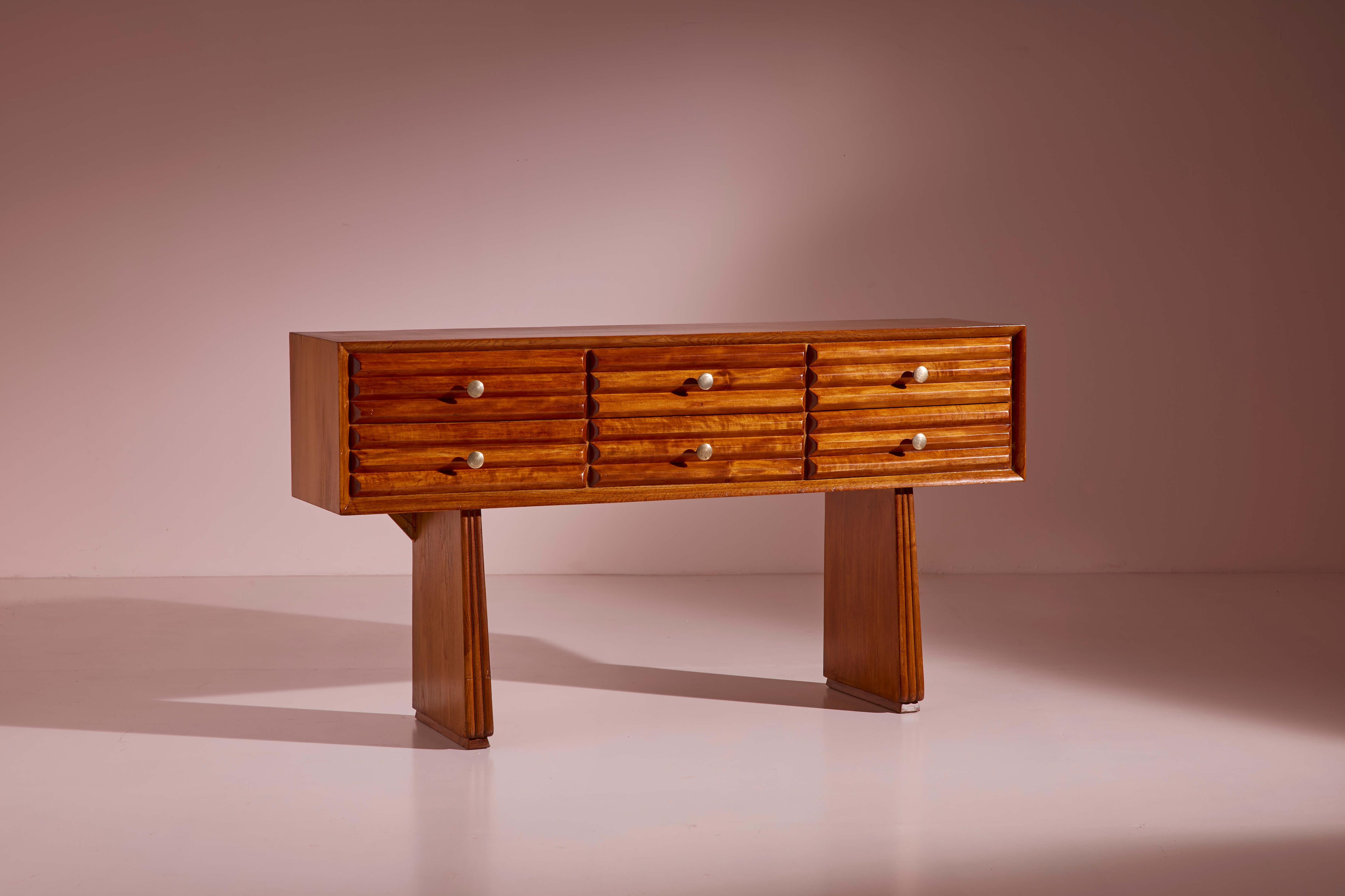 Brass Paolo Buffa ashwood sideboard with brass handles, Italy 1950s For Sale