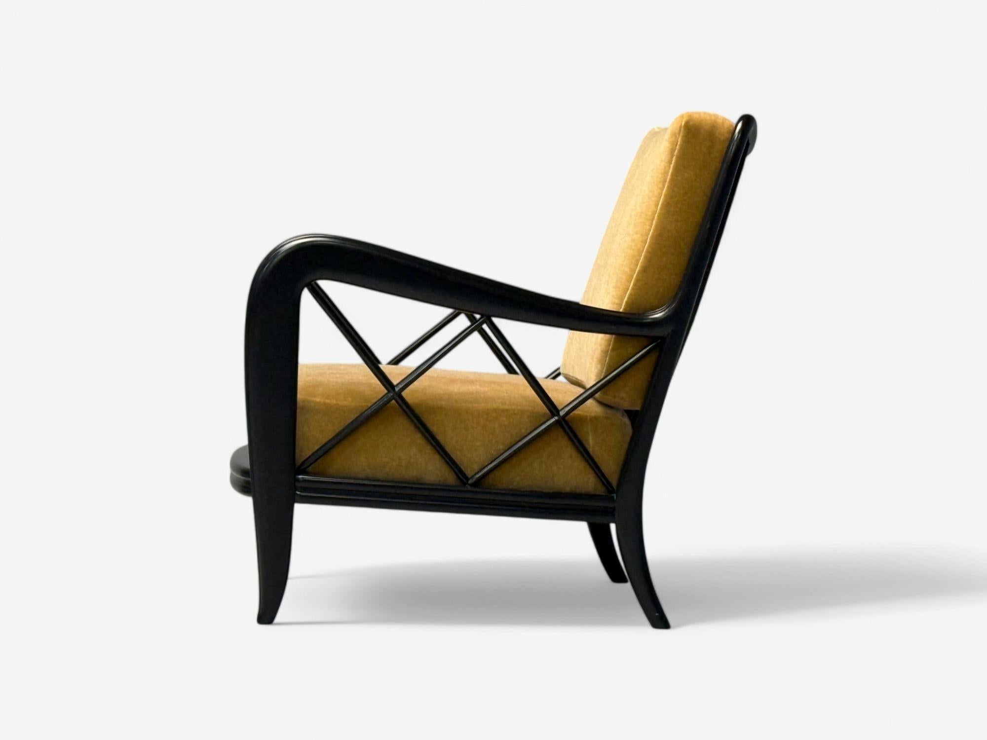 Paolo Buffa attr, Moderna italiana de mediados de siglo, Mohair camel, Sillas de salón, años 40 en venta 2