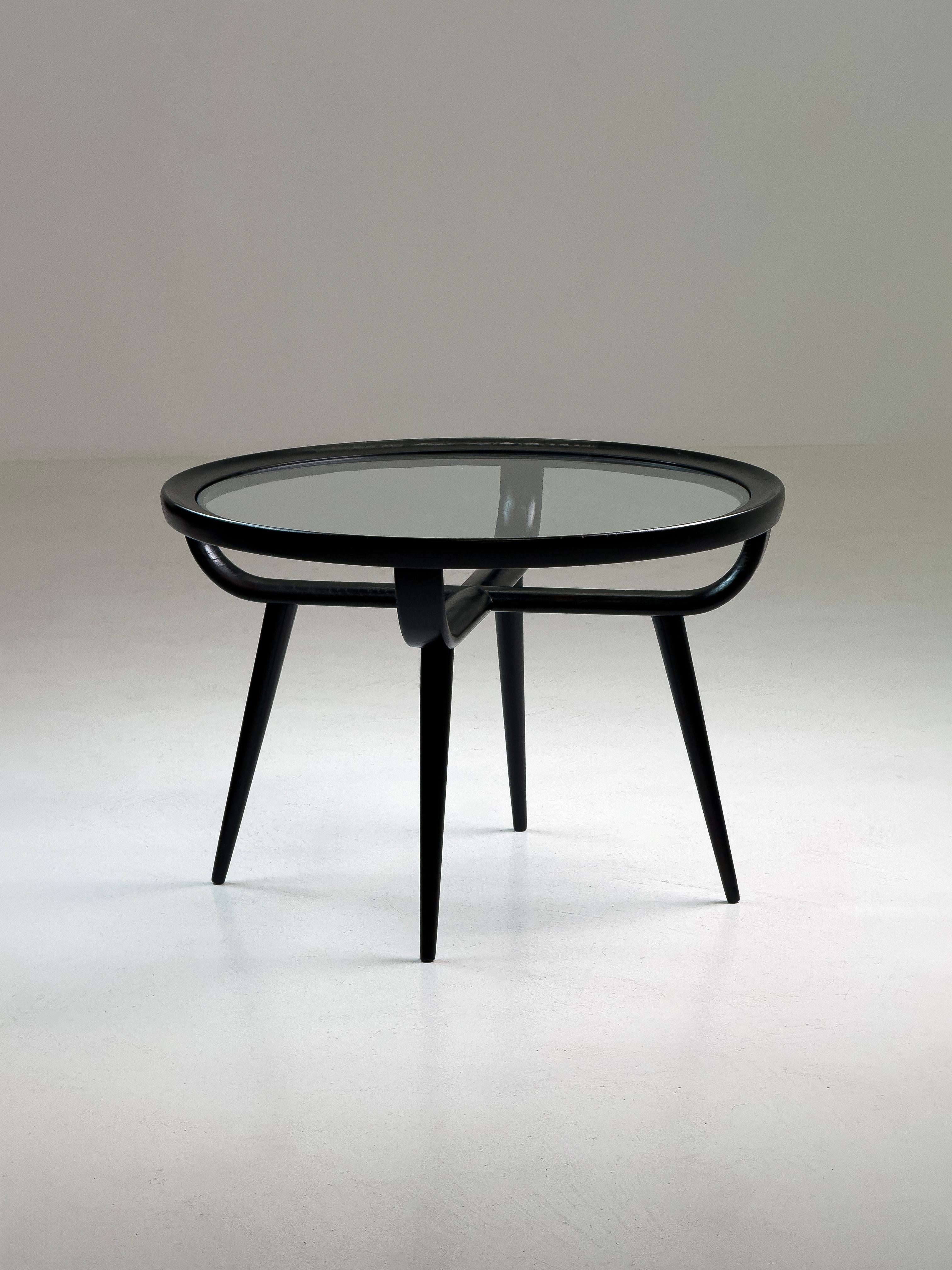 Milieu du XXe siècle Paolo Buffa (attribué) - Table basse ronde en noyer noir et verre, Italie, 1950- en vente