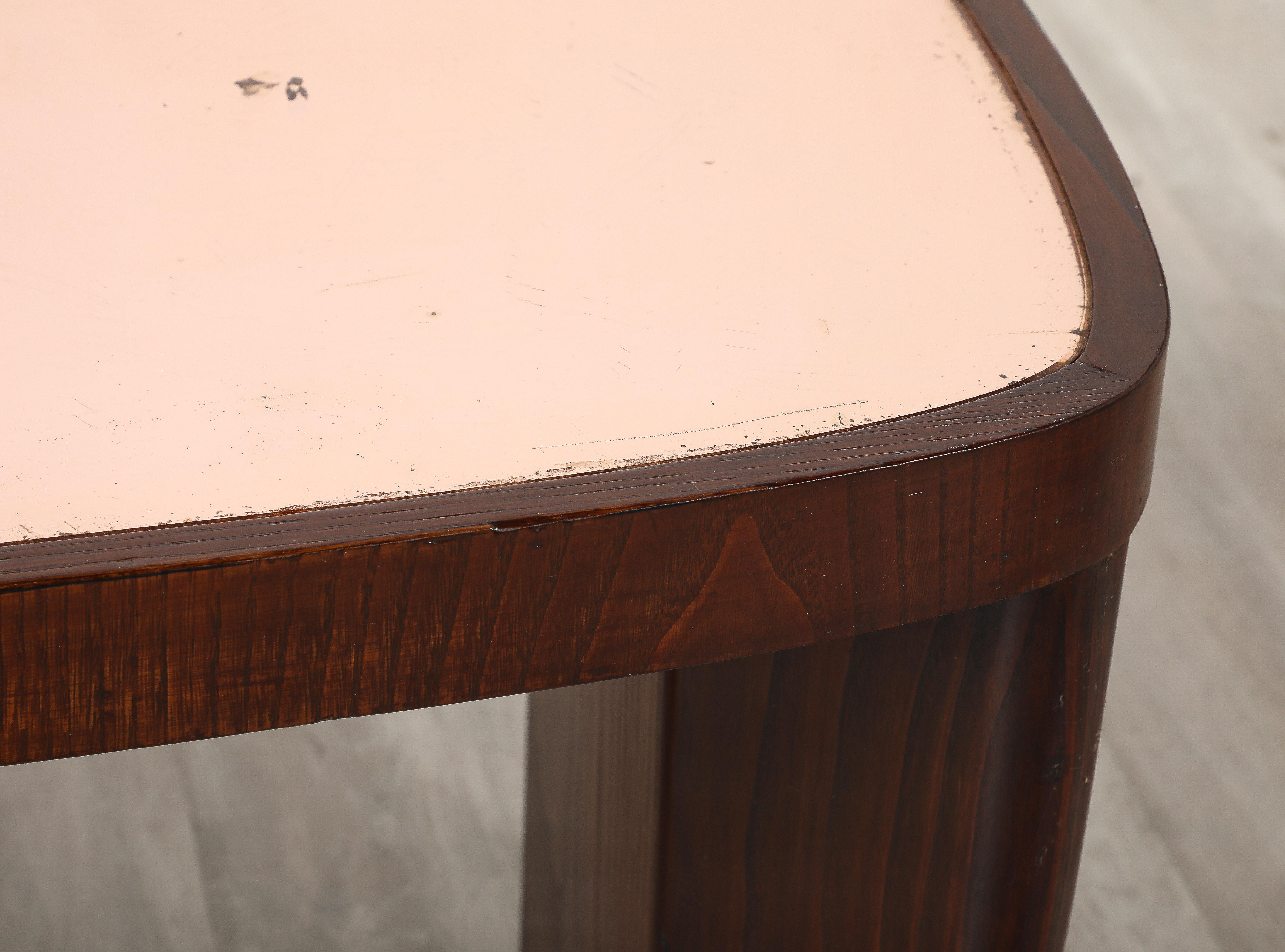 Table basse attribuée à Paolo Buffa avec plateau en verre or rose, vers 1930 en vente 5