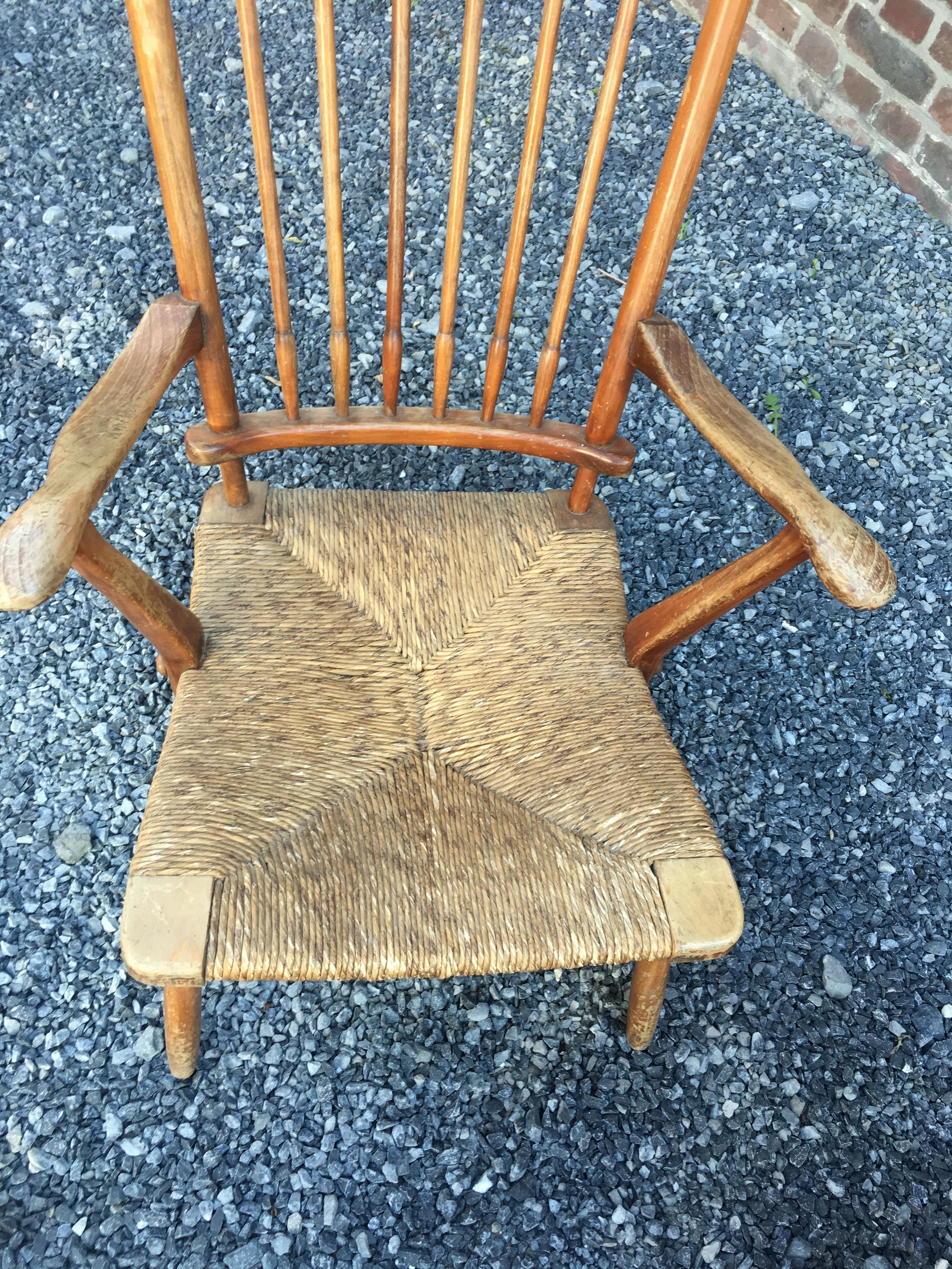 Mid-Century Modern Paolo Buffa 'Attributed to' Pair of Cherrywood and Straw Italian Armchairs For Sale