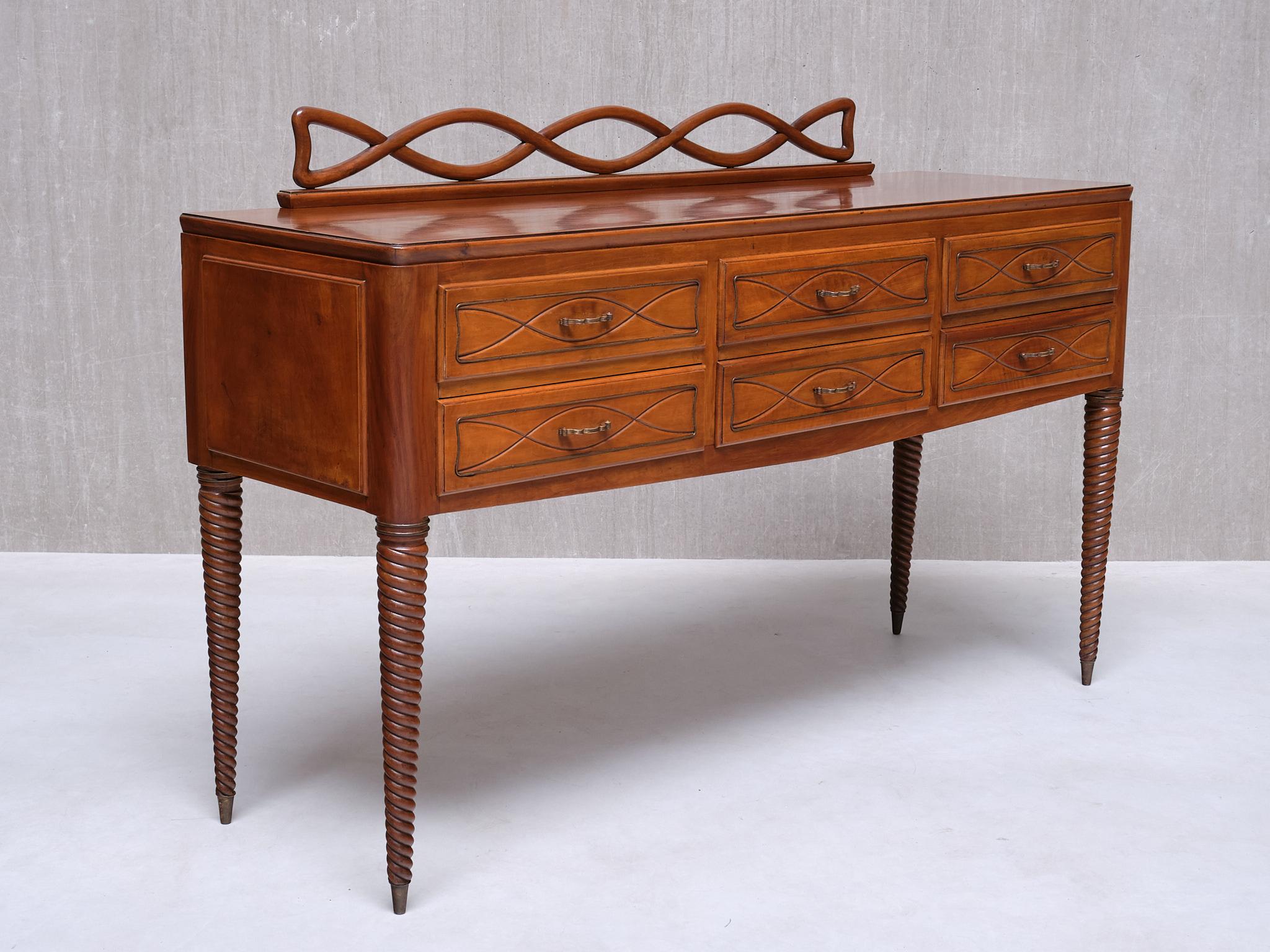 Metà XX secolo Paolo Buffa Buffet / Credenza in noce e ottone, Mario Quarti, Milano, anni '40 in vendita
