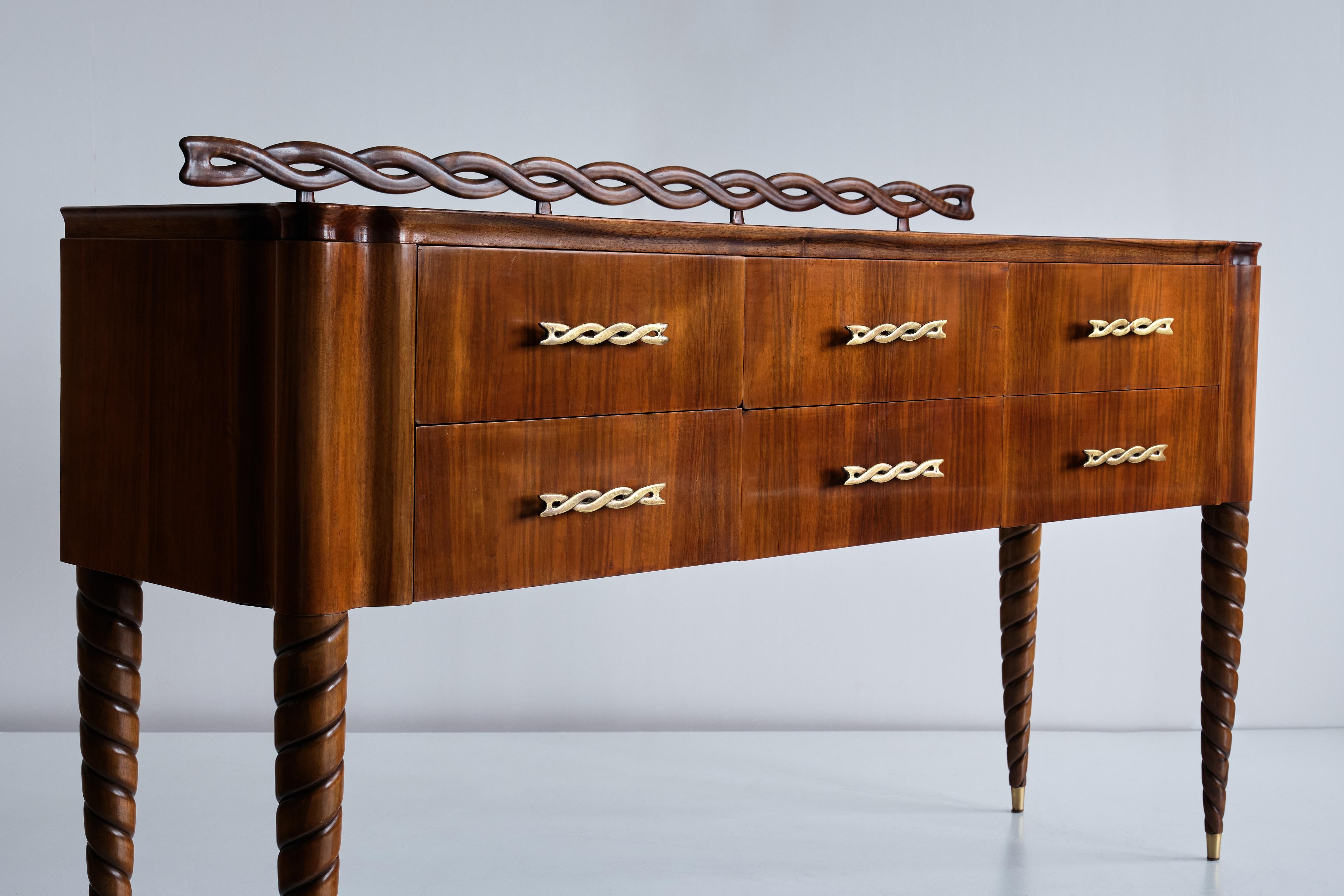 Mid-20th Century Paolo Buffa Buffet / Sideboard in Walnut and Brass, Mario Quarti, Milan, 1942