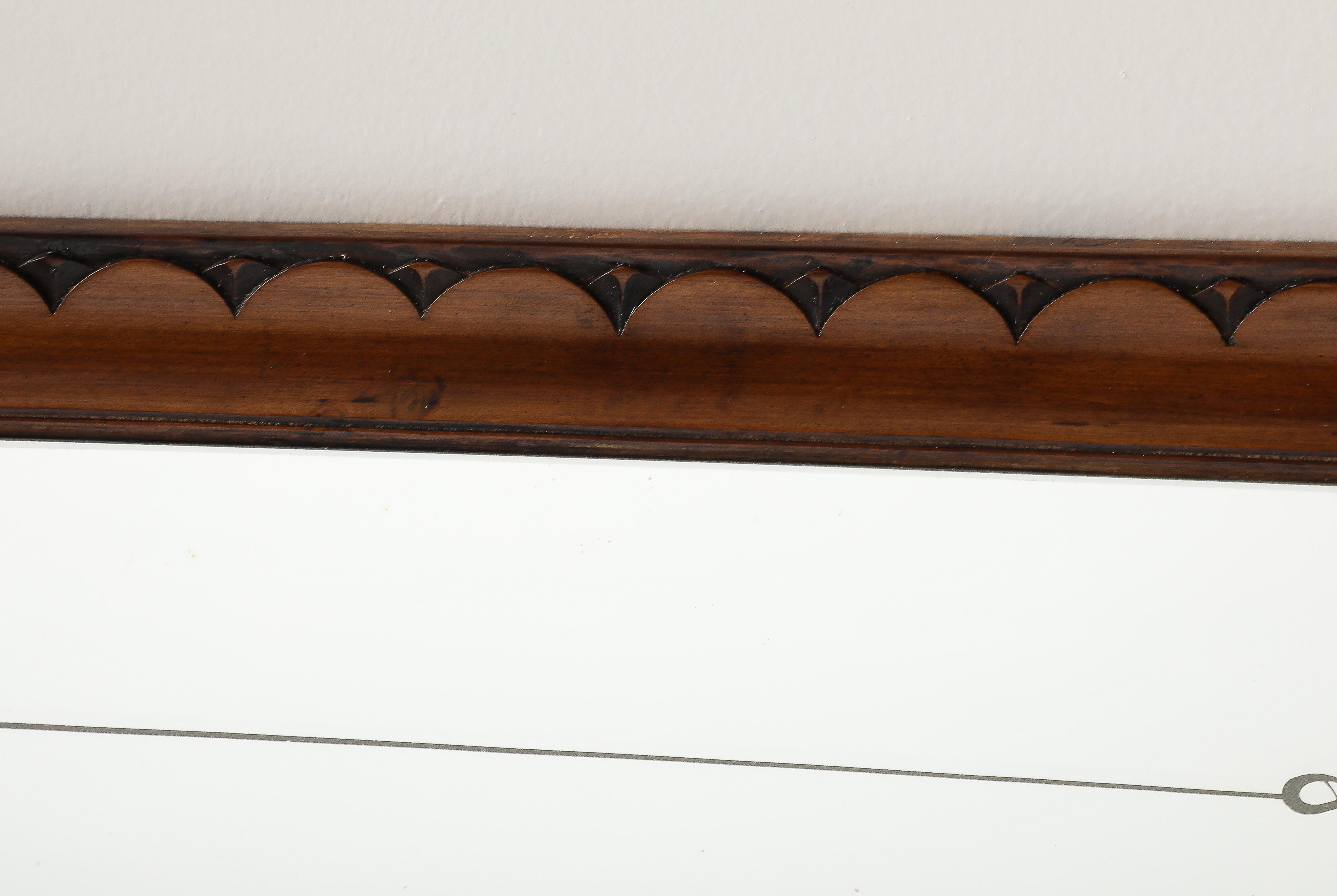 Espejo de pared Paolo Buffa de nogal tallado, hacia 1940 mediados del siglo XX en venta