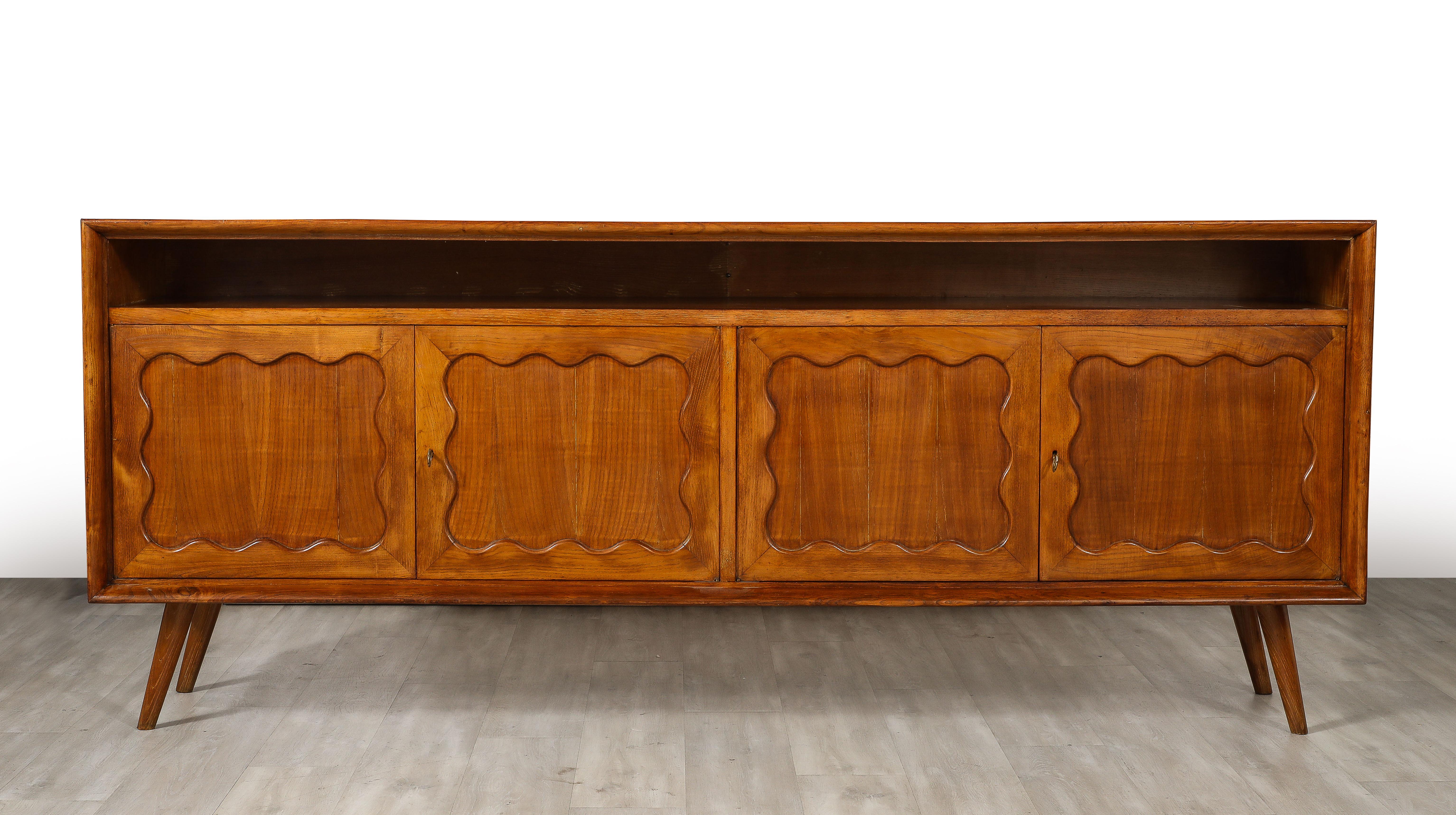 Paolo Buffa Carved Wood Sideboard / Credenza, Italy, circa 1950  For Sale 2