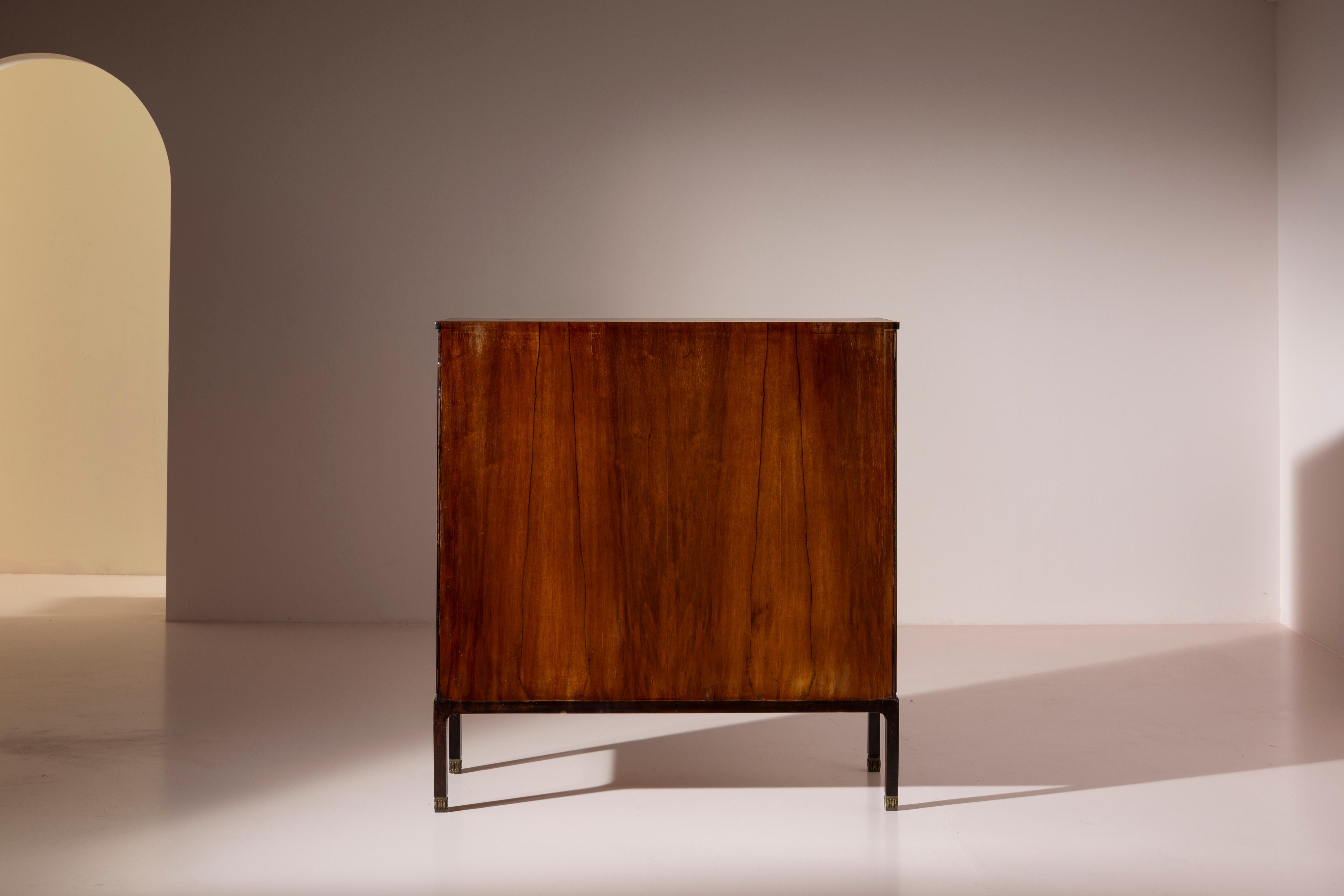 Paolo Buffa certified bar cabinet manufactured by Mosè Turri, Italy, early 1940s For Sale 5