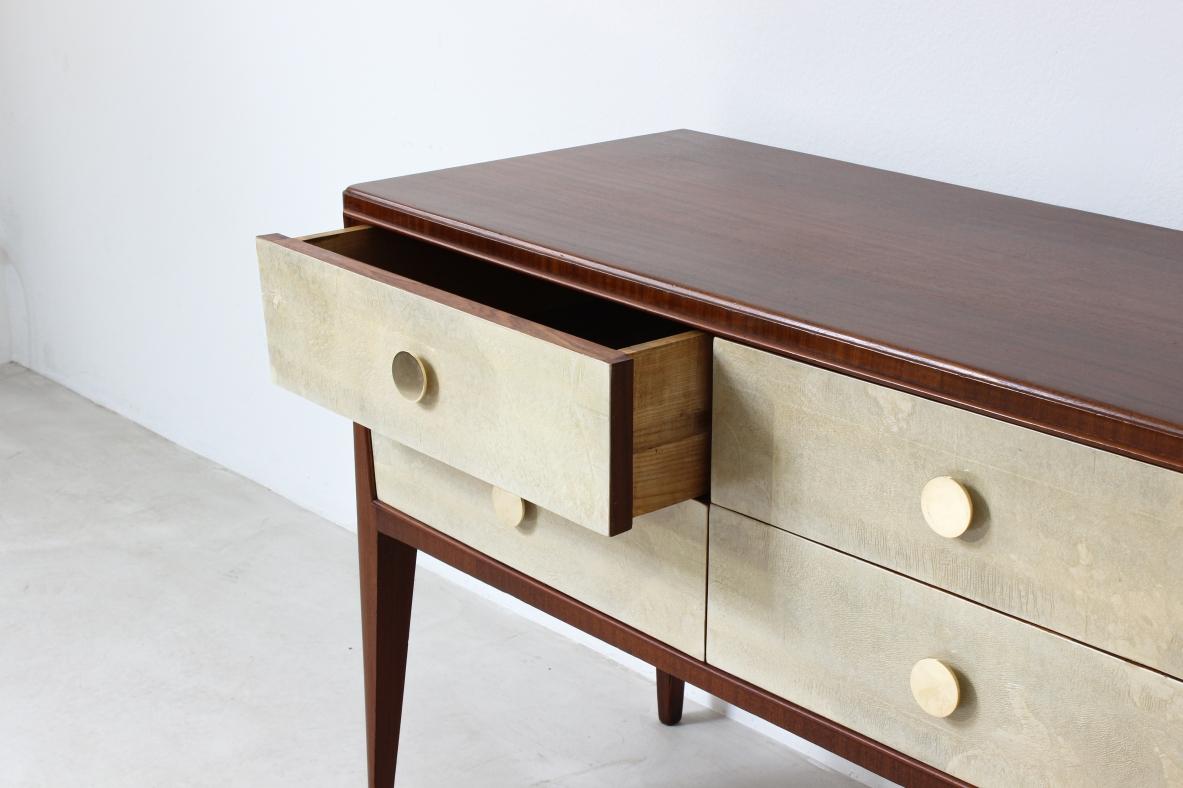 Mid-Century Modern Paolo Buffa Chest of Drawers in Walnut For Sale