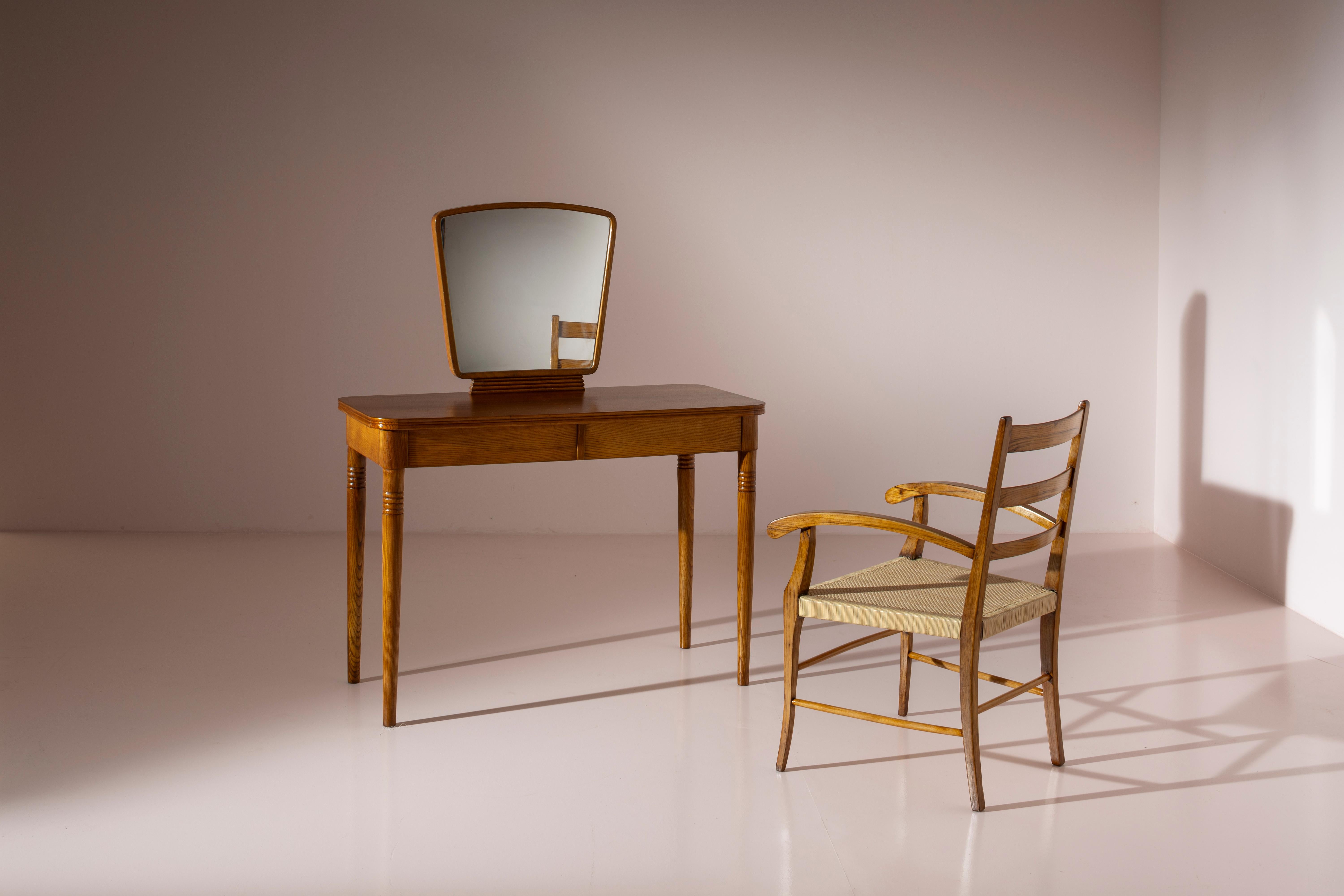 Mid-20th Century Paolo Buffa Chestnut vanity table with drawers and mirror by Valzania Italy 1938