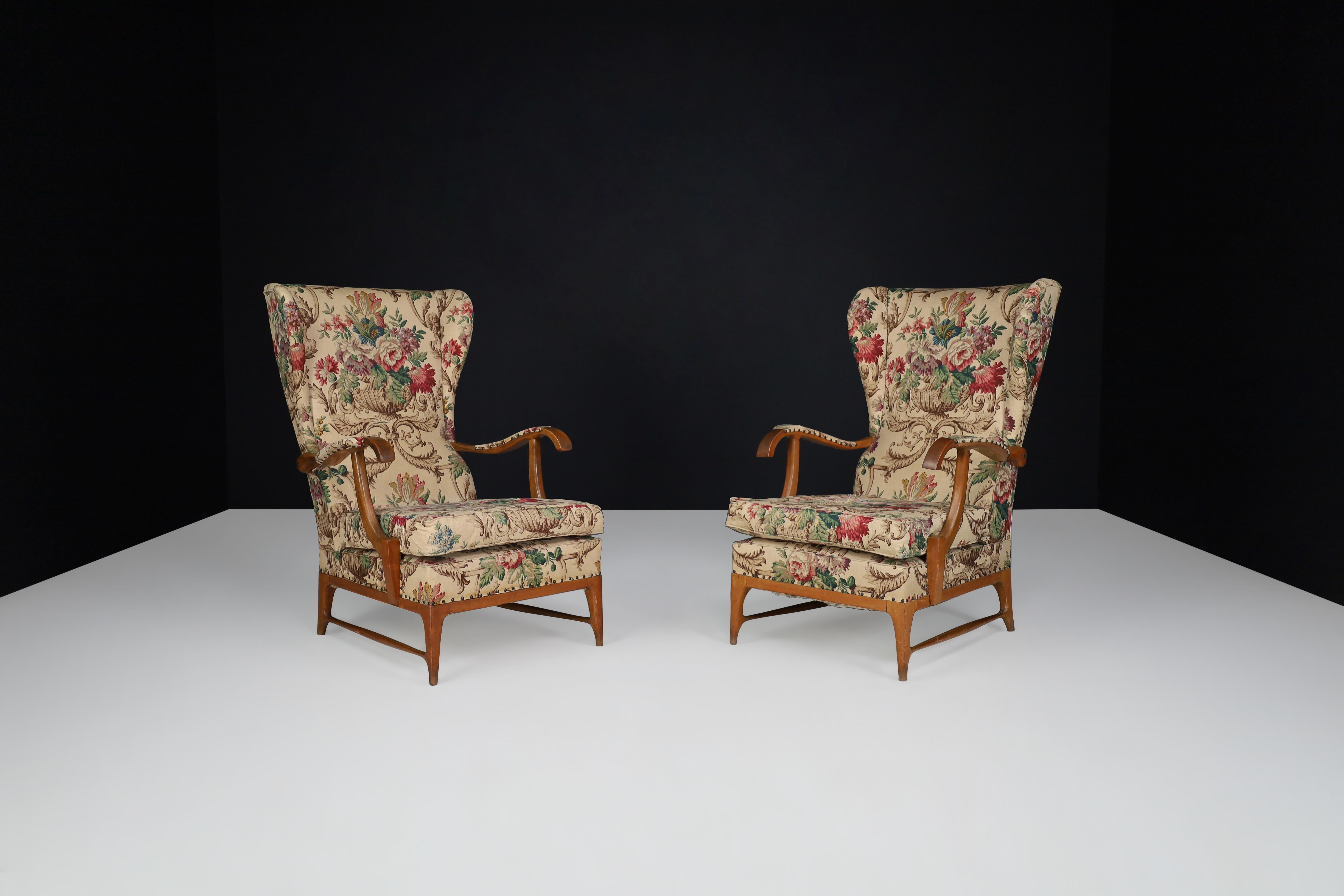 Paolo Buffa High-Back Armchairs with Floral Upholstery, Italy, 1940s 5
