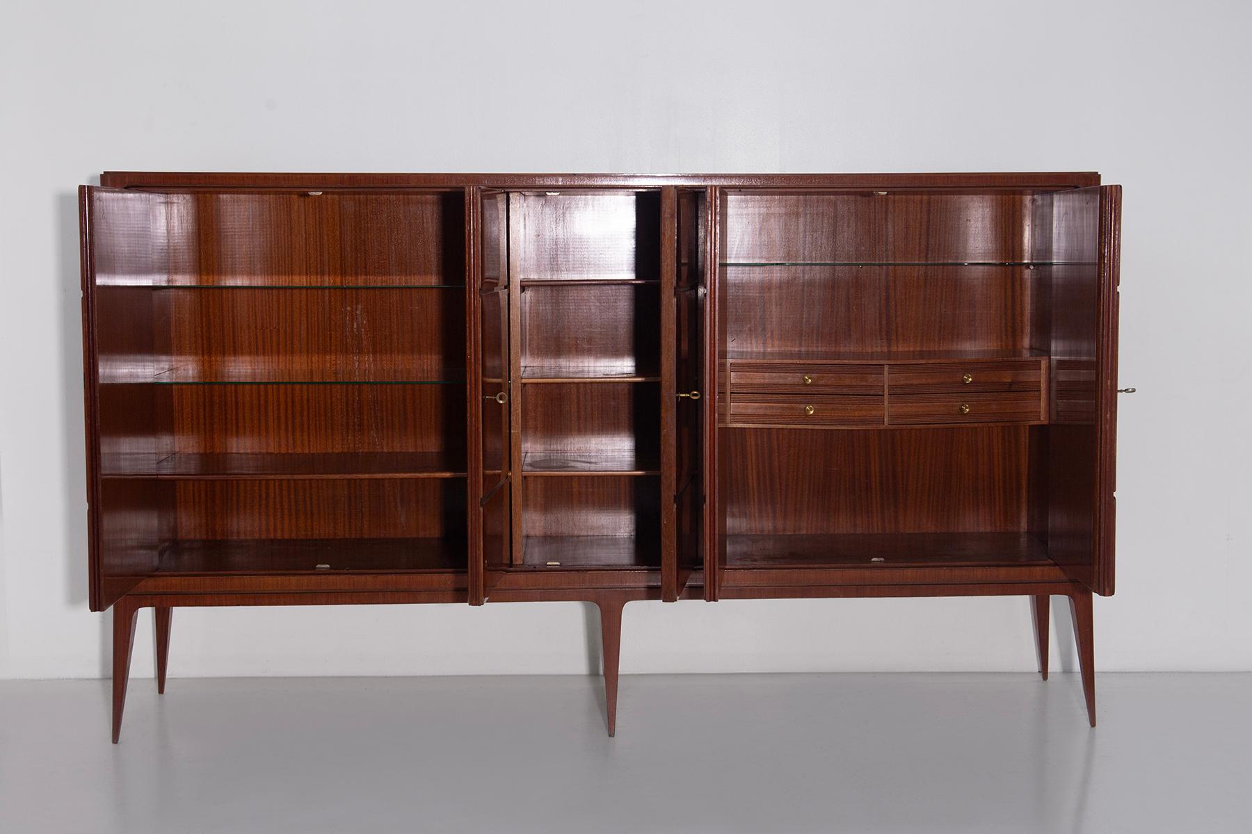 Mid-Century moderno Paolo Buffa high sideboard on execution Serafino Arrighi in vendita