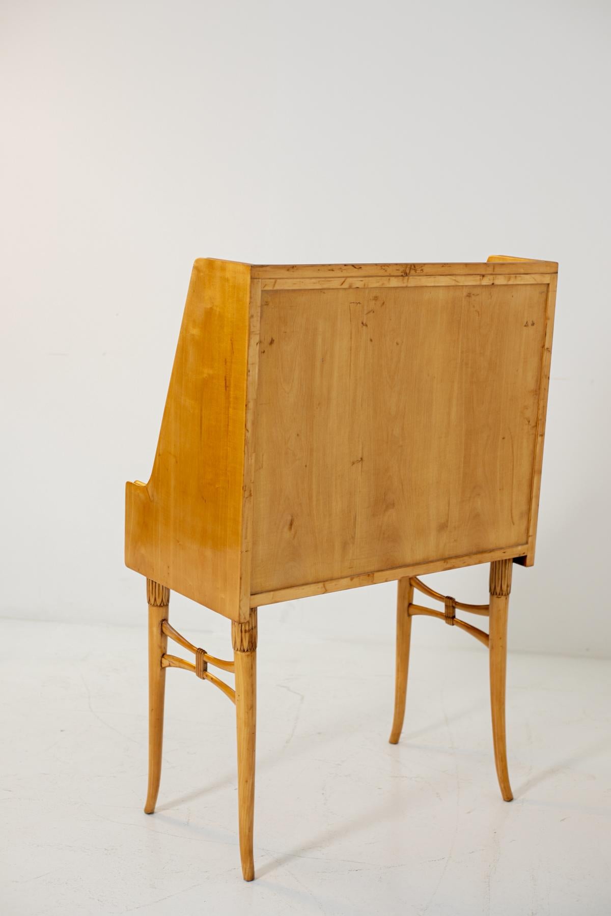 Paolo Buffa Important Cabinet Secretarie in Maple and Brass, 1950s 7