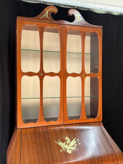 Paolo Buffa Secretario italiano de mediados de siglo con incrustaciones de latón