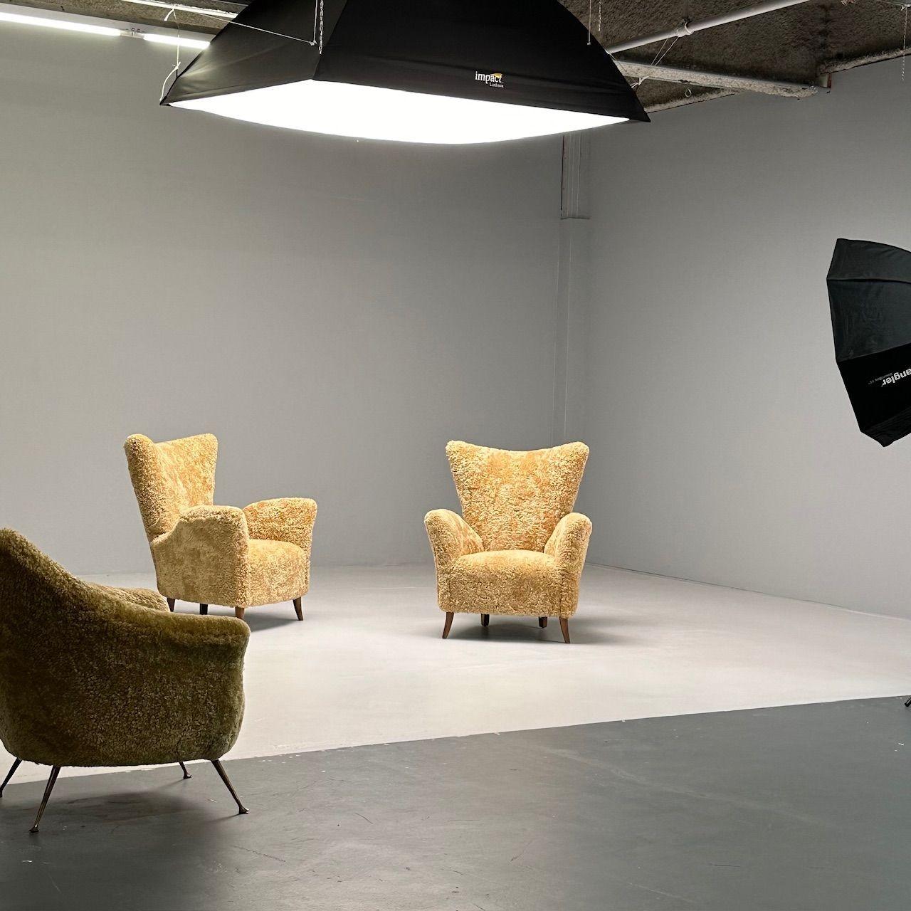 Paolo Buffa, Italienische Mid-Century-Modern-Loungesessel, Shearling, Italien, 1950er Jahre (Mitte des 20. Jahrhunderts)