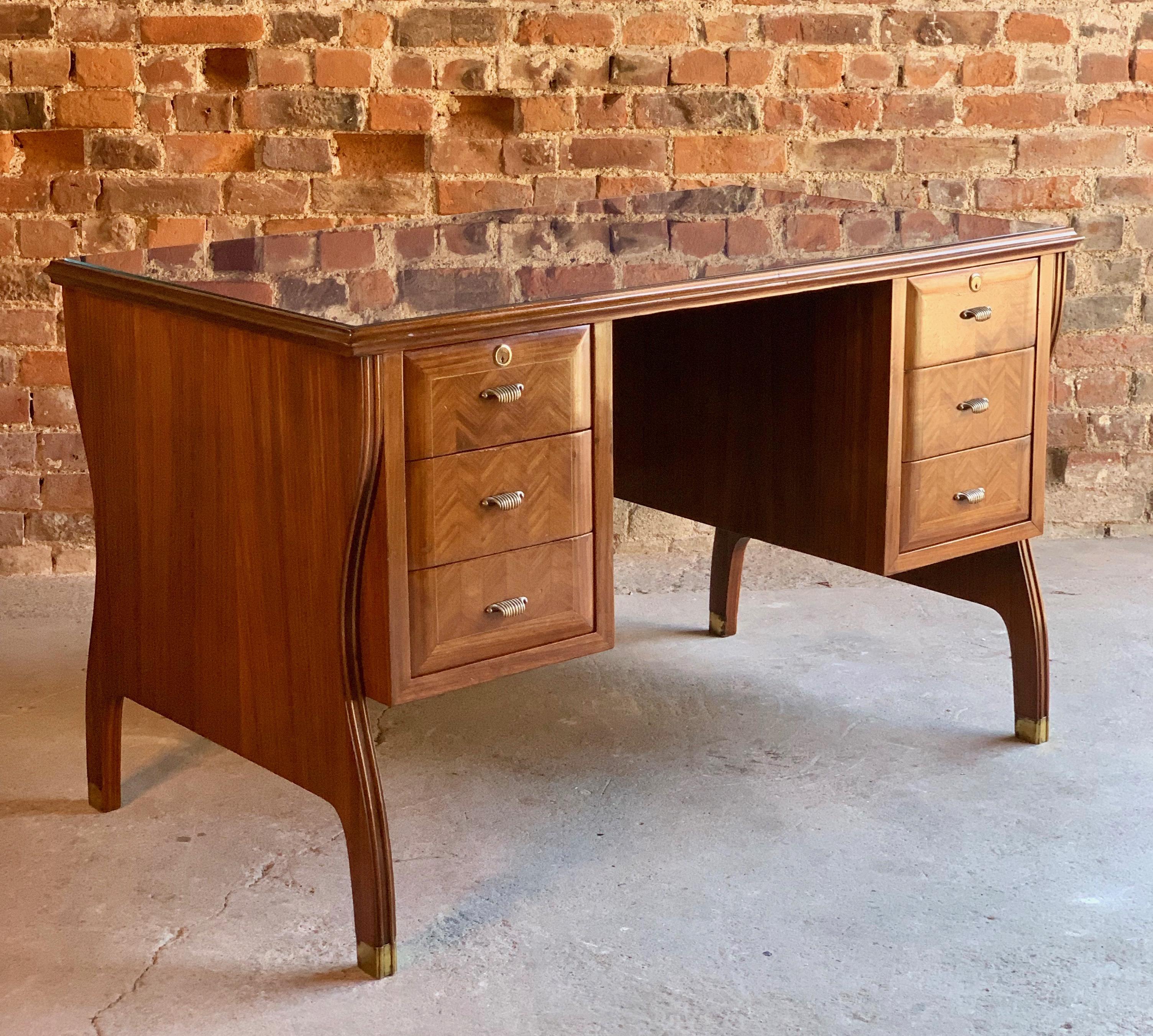 Paolo Buffa Kingwood Parquetry Kneehole Desk, Italy, circa 1940   In Good Condition In Longdon, Tewkesbury