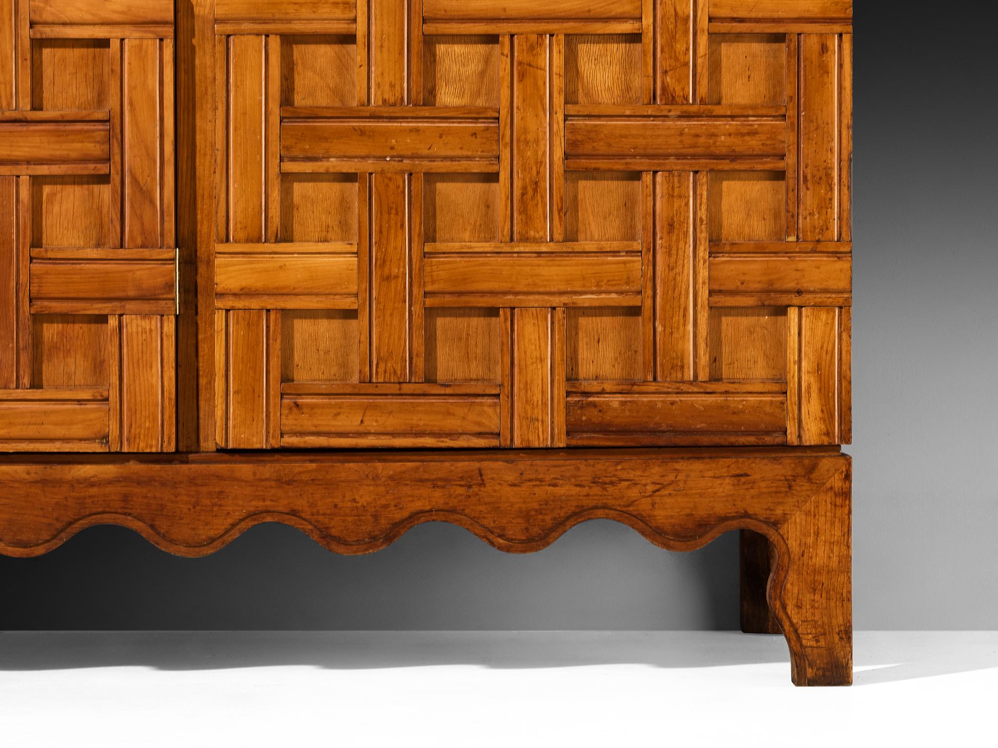 Paolo Buffa Armadio o Credenza grande in ciliegio anni '40 in vendita 3