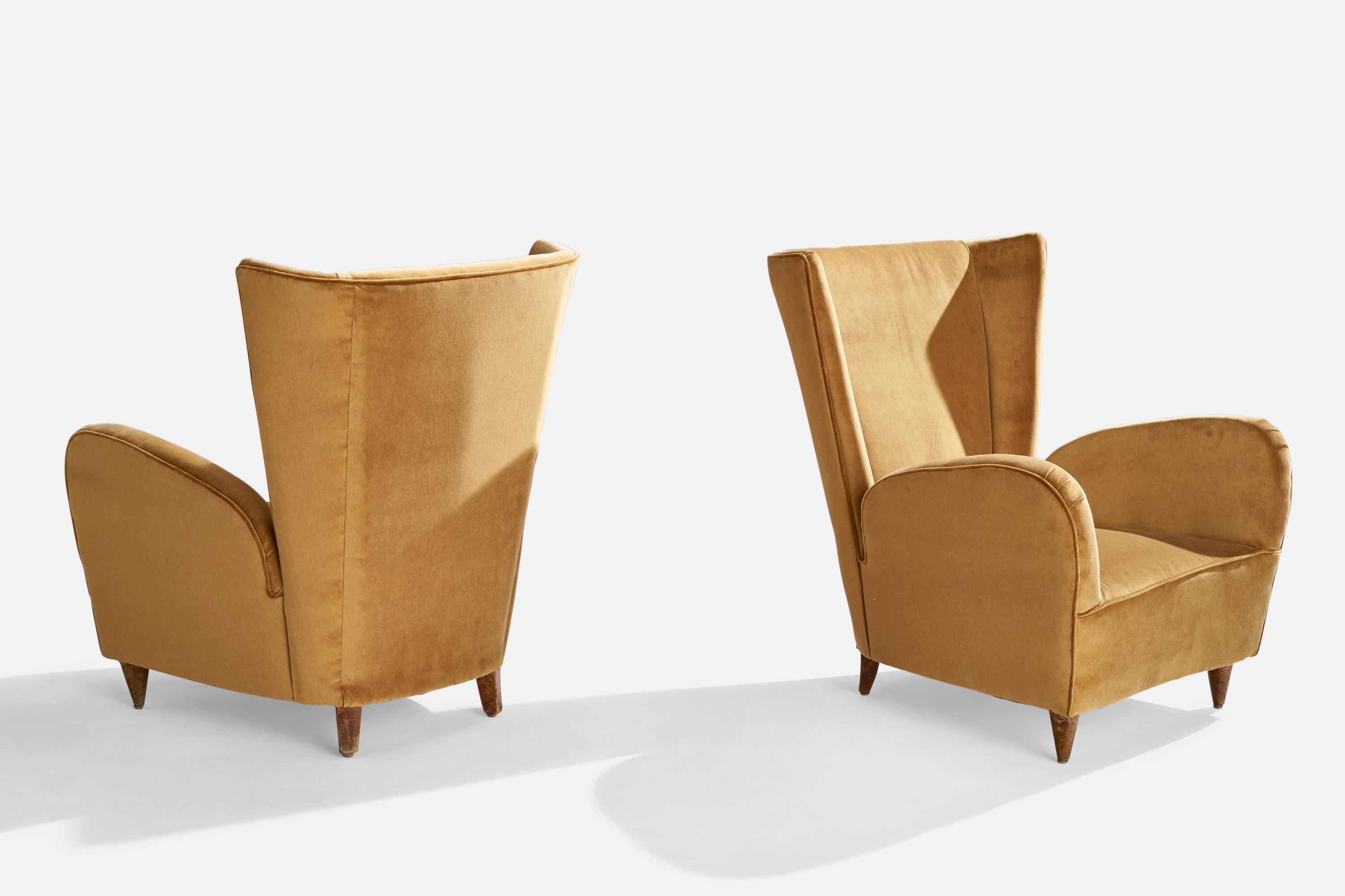 Paolo Buffa, Lounge Chairs, Walnut, Velvet, Italy, 1950s In Good Condition For Sale In High Point, NC