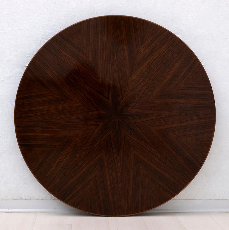 Attributed to Paolo Buffa Mid-Century Modern Italian Walnut Round Table, 1950s For Sale 2