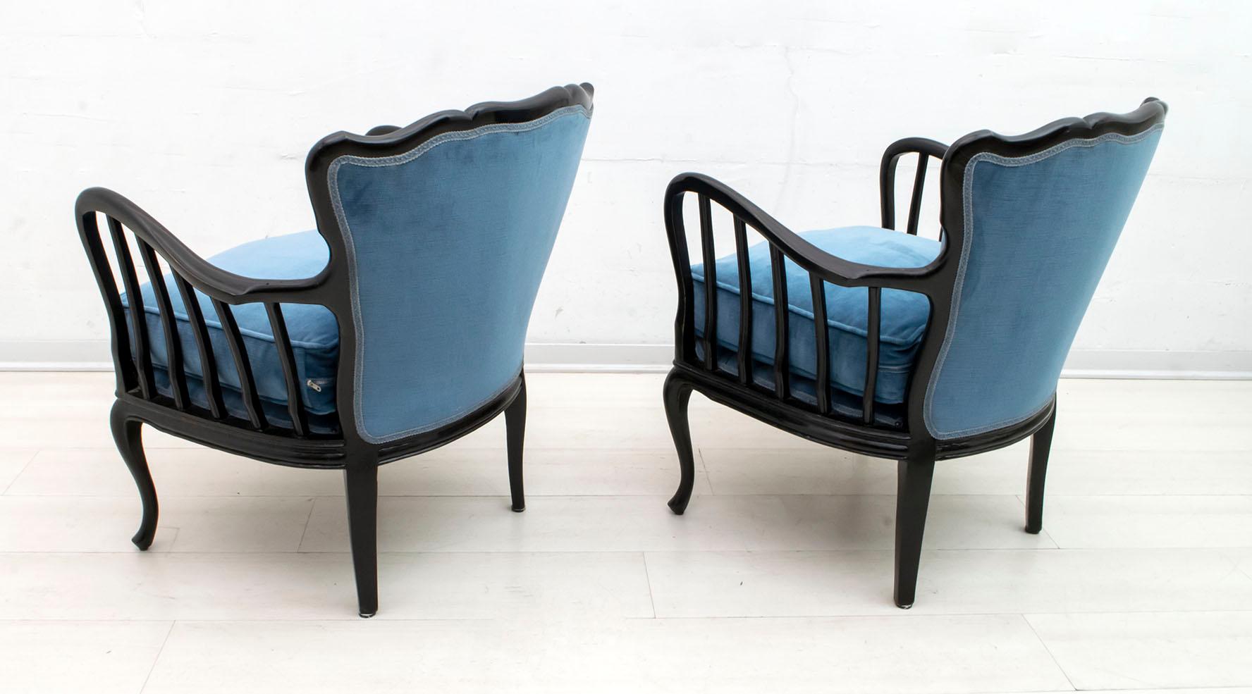 Paolo Buffa Mid-Century Modern Italian Velvet Footrest and Armchairs, 1950s 8