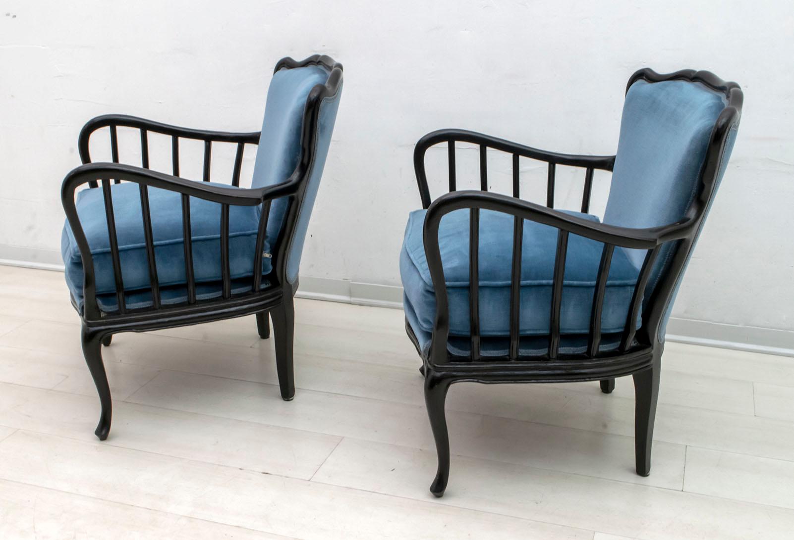 Paolo Buffa Mid-Century Modern Italian Velvet Footrest and Armchairs, 1950s 11