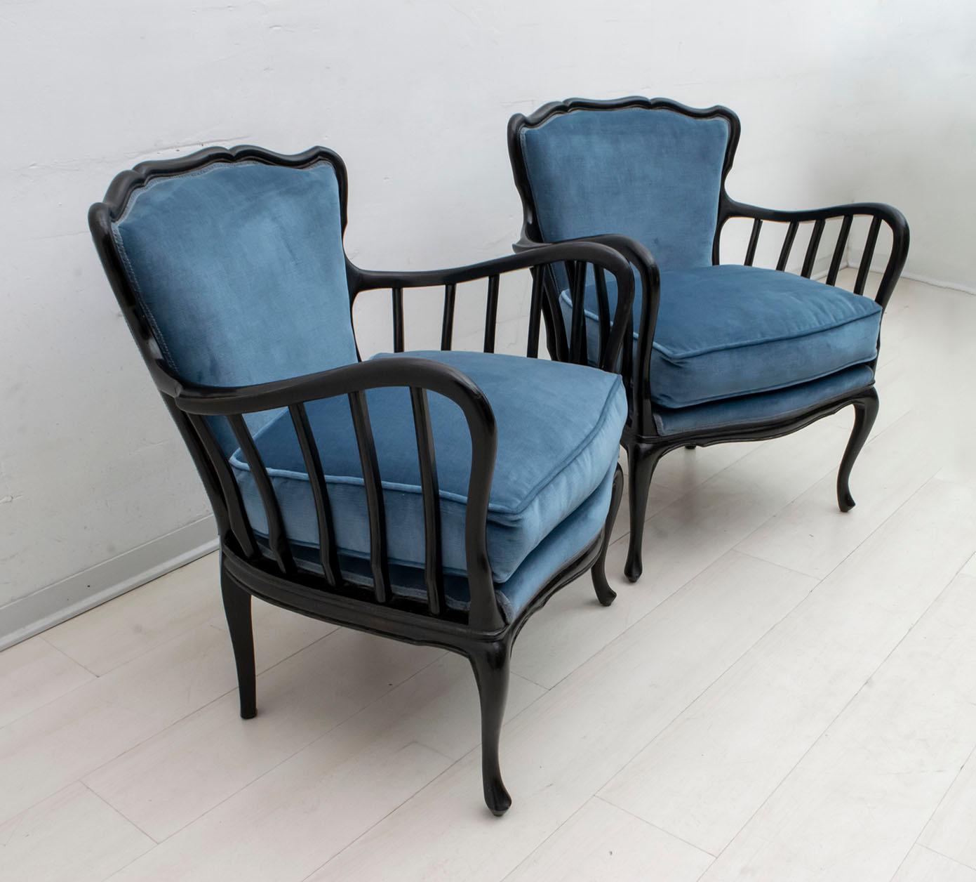 Paolo Buffa Mid-Century Modern Italian Velvet Footrest and Armchairs, 1950s 4
