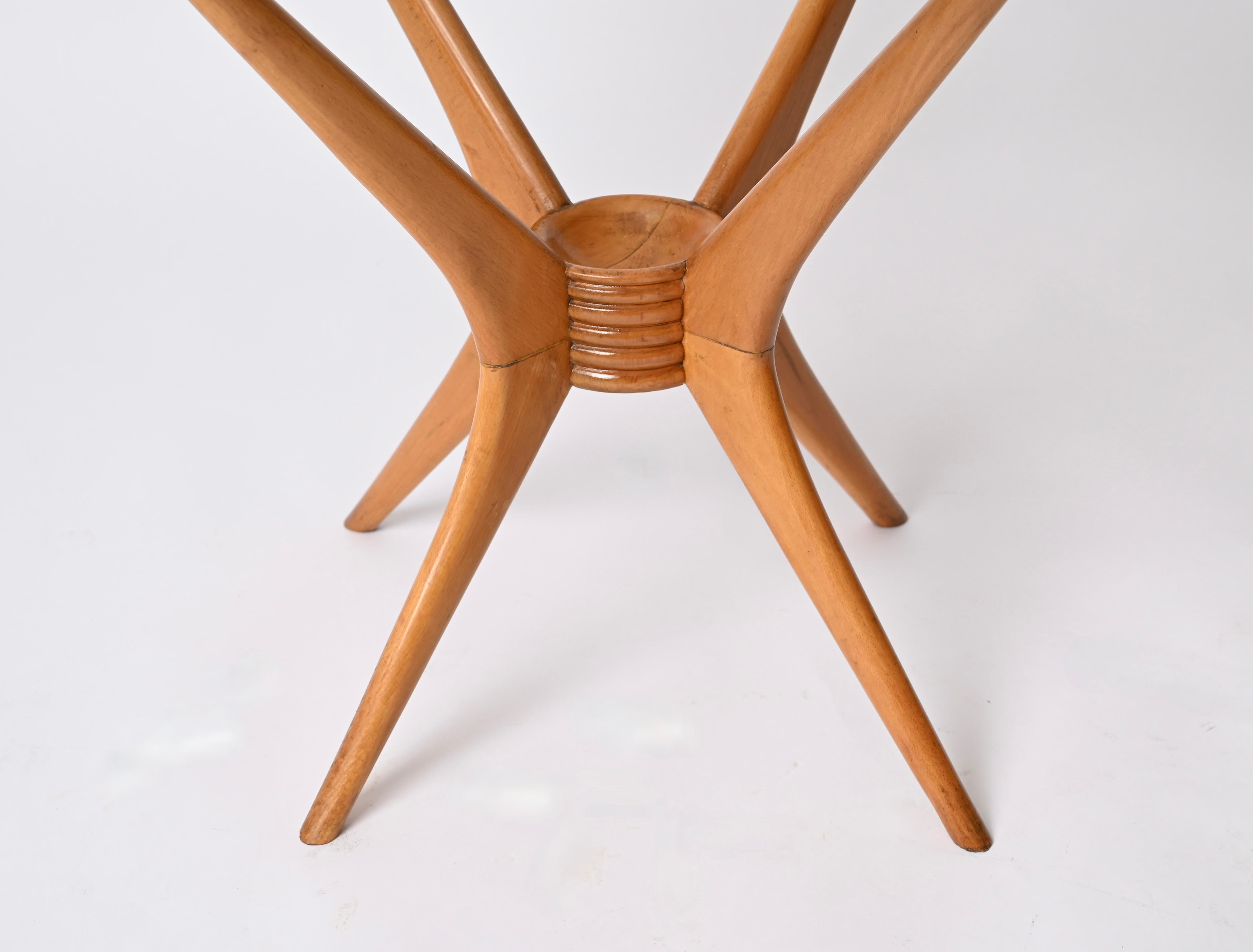 20ième siècle Table basse ronde italienne en bois de hêtre pour Brugnoli, années 1950 en vente