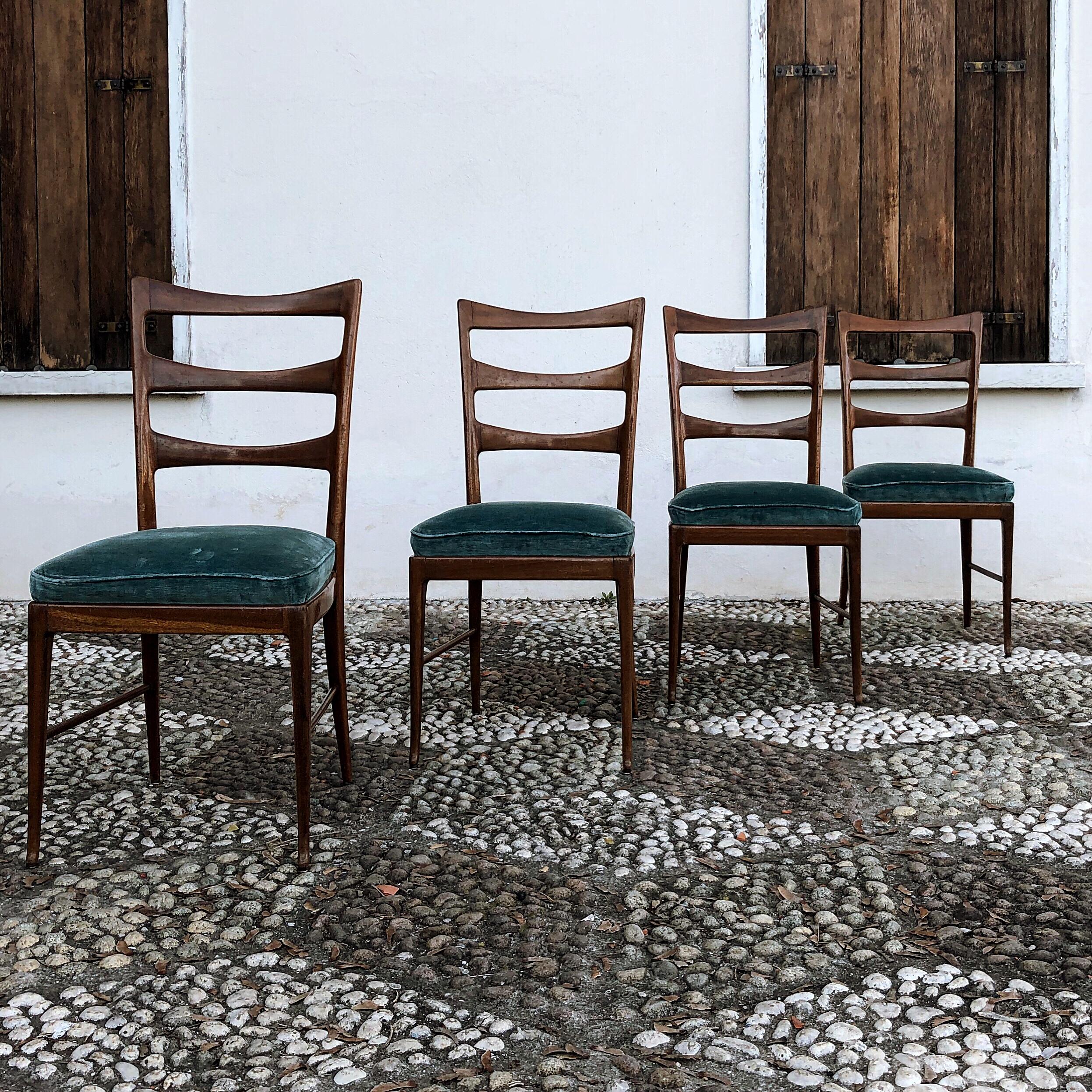 Mid-20th Century Paolo Buffa Midcentury Walnut and Emerald Velvet Dining Chairs, 1948, Set of 4 For Sale
