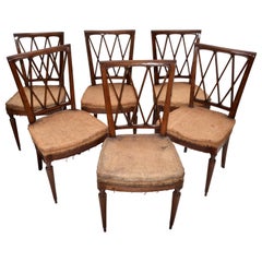 Paolo Buffa ensemble de six chaises de salle à manger néoclassiques en cerisier, Italie, 1940