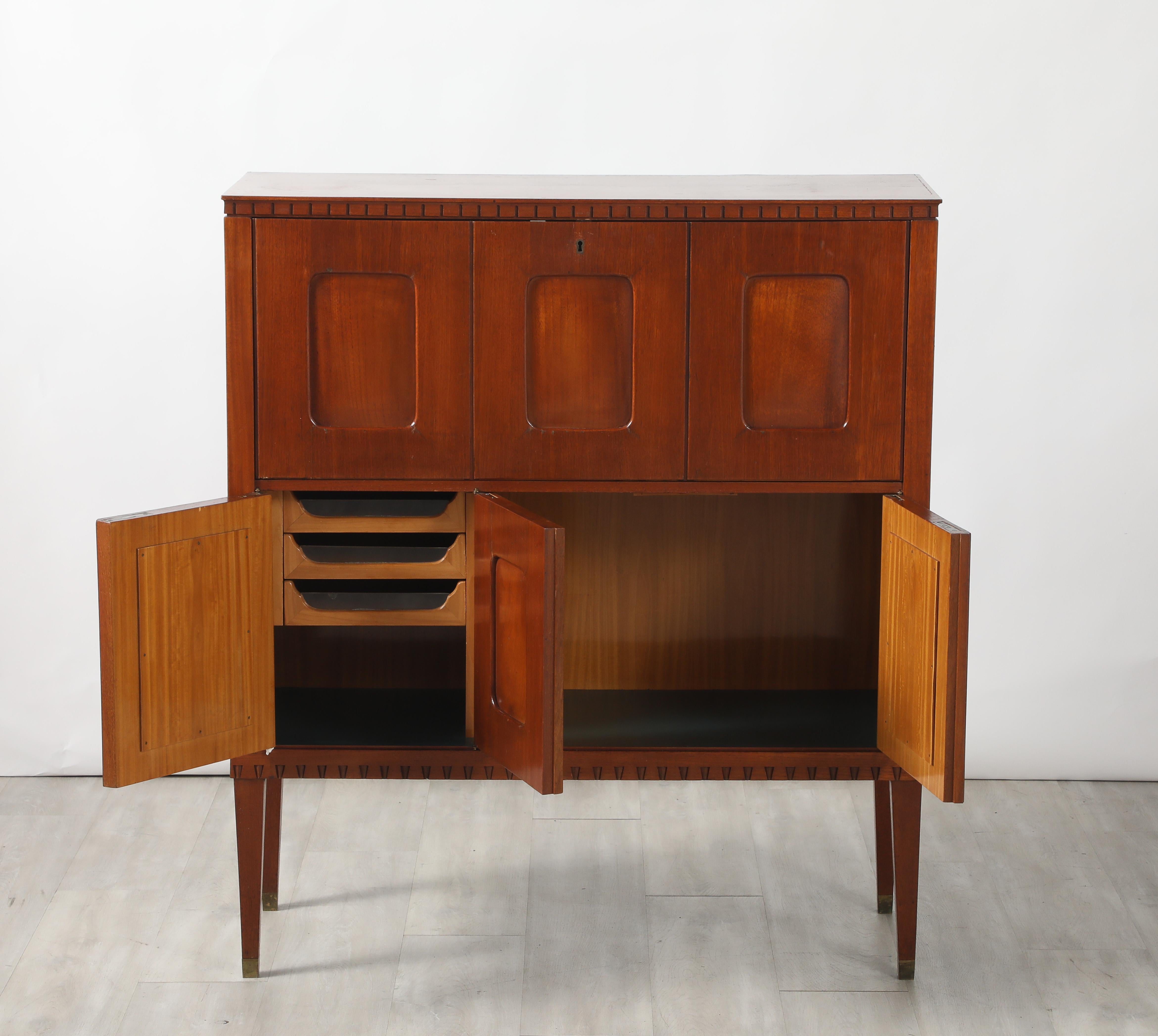 Paolo Buffa Pair of Cabinets, Dry-Bar Cabinet and Secretary, circa 1950 in vendita 4