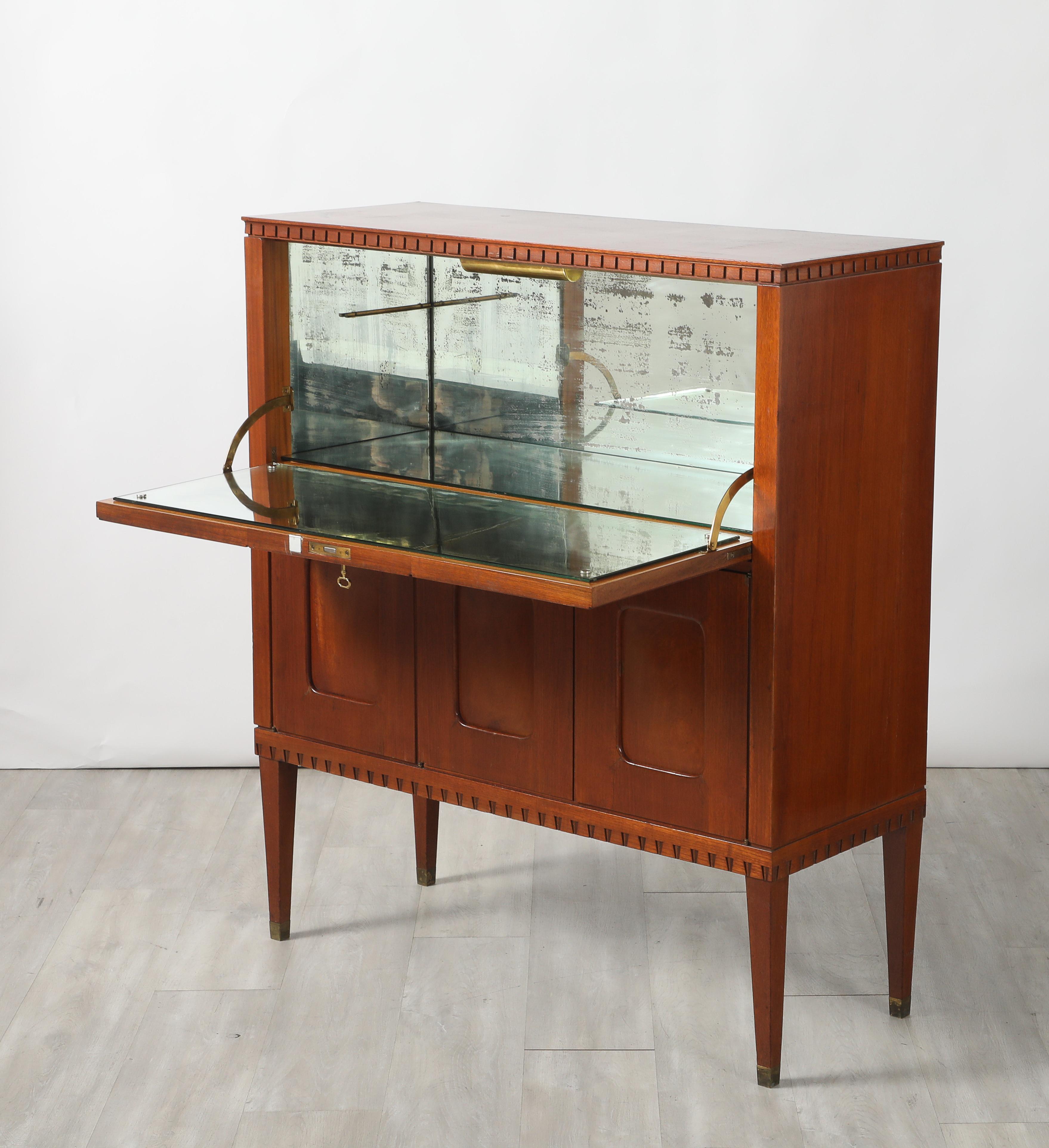 Paolo Buffa Pair of Cabinets, Dry-Bar Cabinet and Secretary, circa 1950 in vendita 8