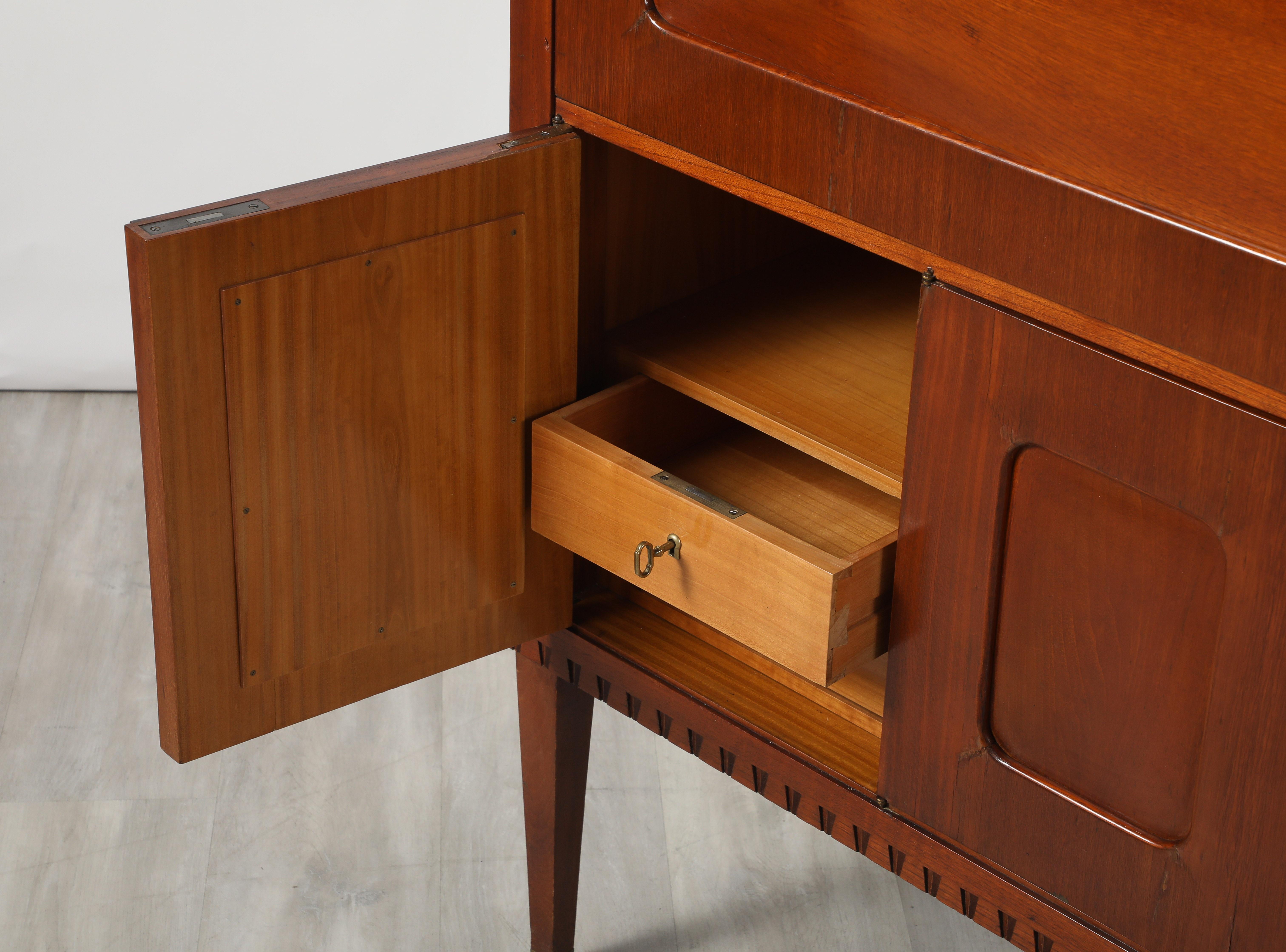 Paolo Buffa Pair of Cabinets, Dry-Bar Cabinet and Secretary, circa 1950 in vendita 1